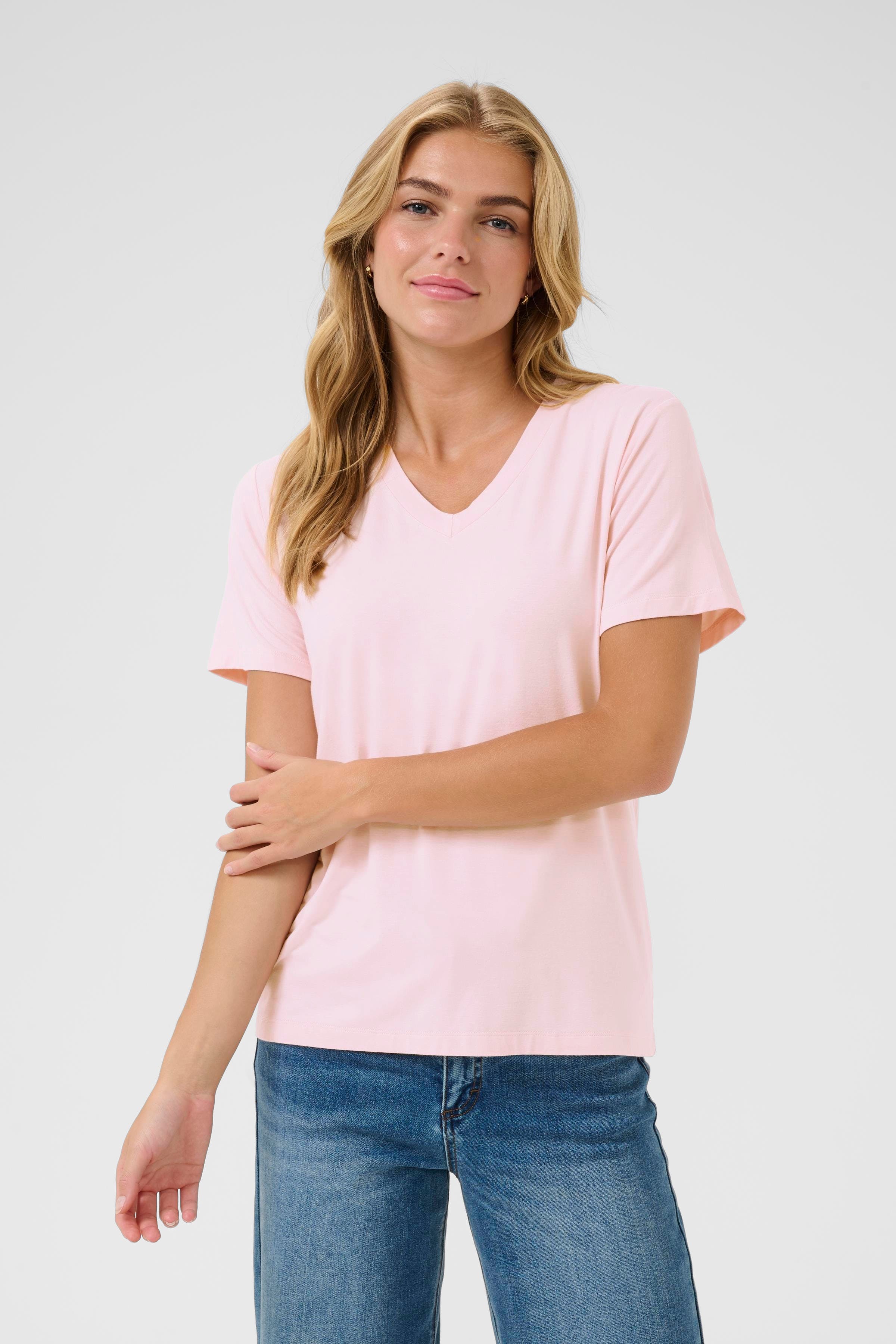 KAfrida T-shirt LOOKBOOK FRONT 10508581-141905