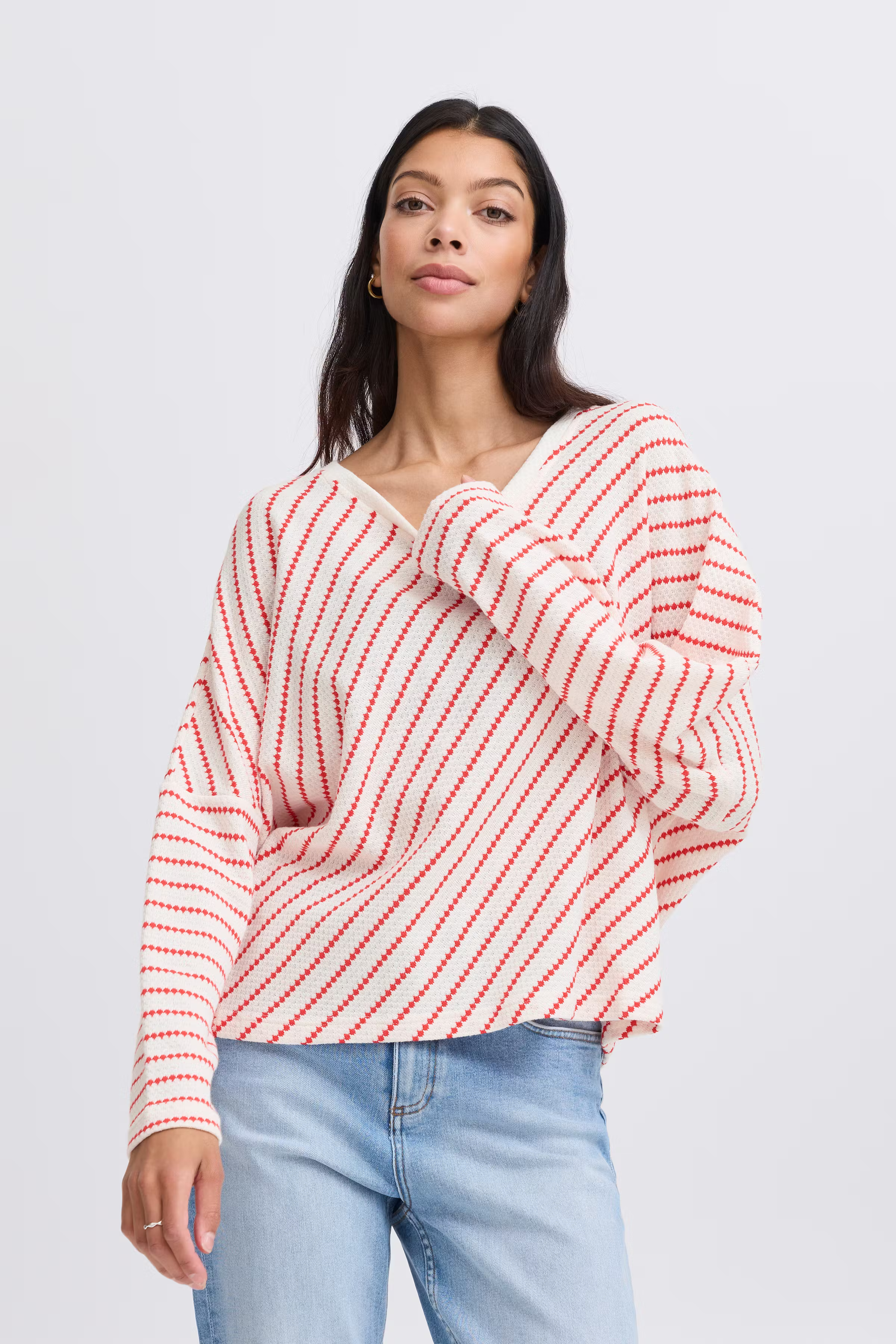 BYRUNI Sweatshirt LOOKBOOK FRONT 20816357-203990