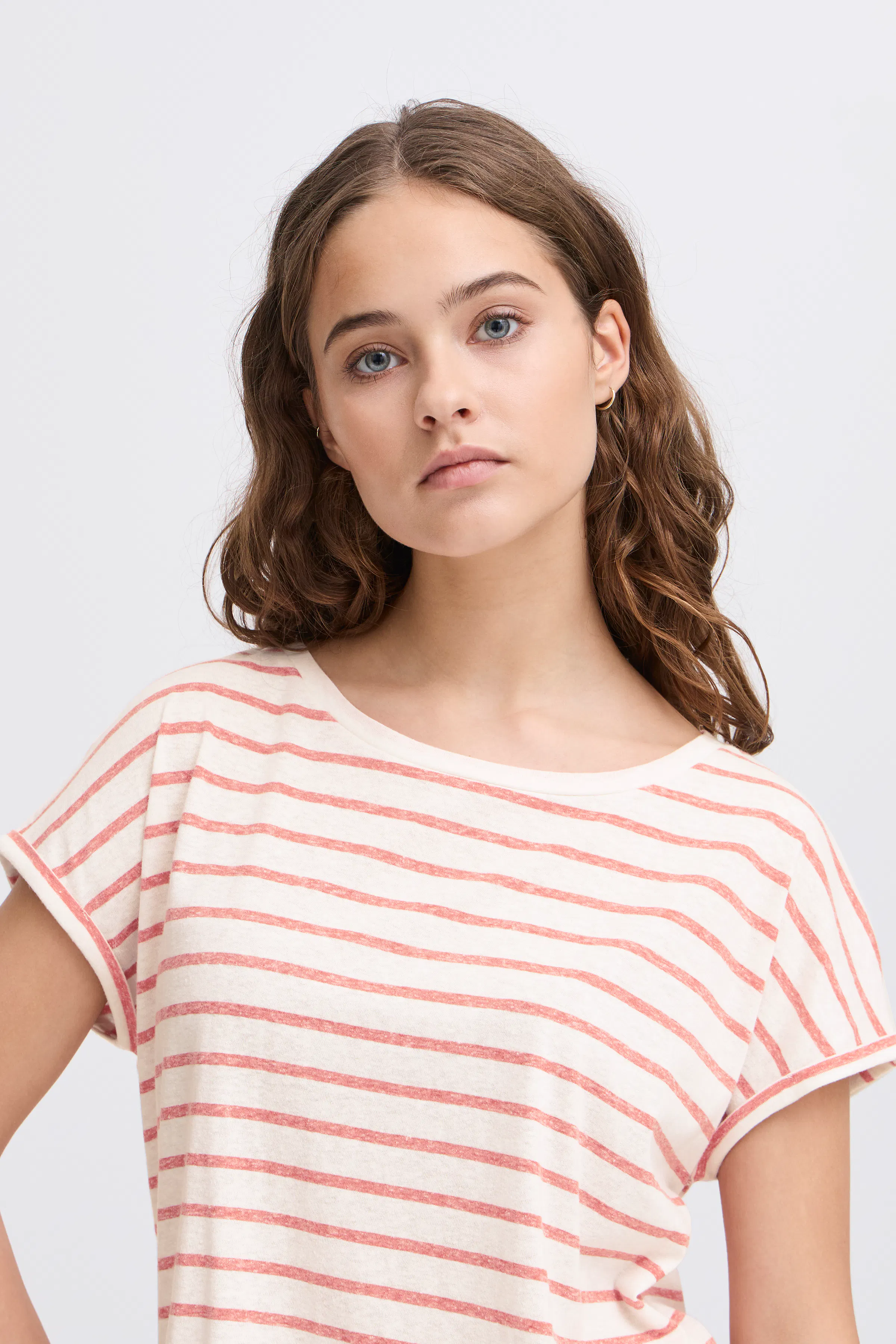 IHYULIETTA T-shirt LOOKBOOK DETAIL 20122855-204408