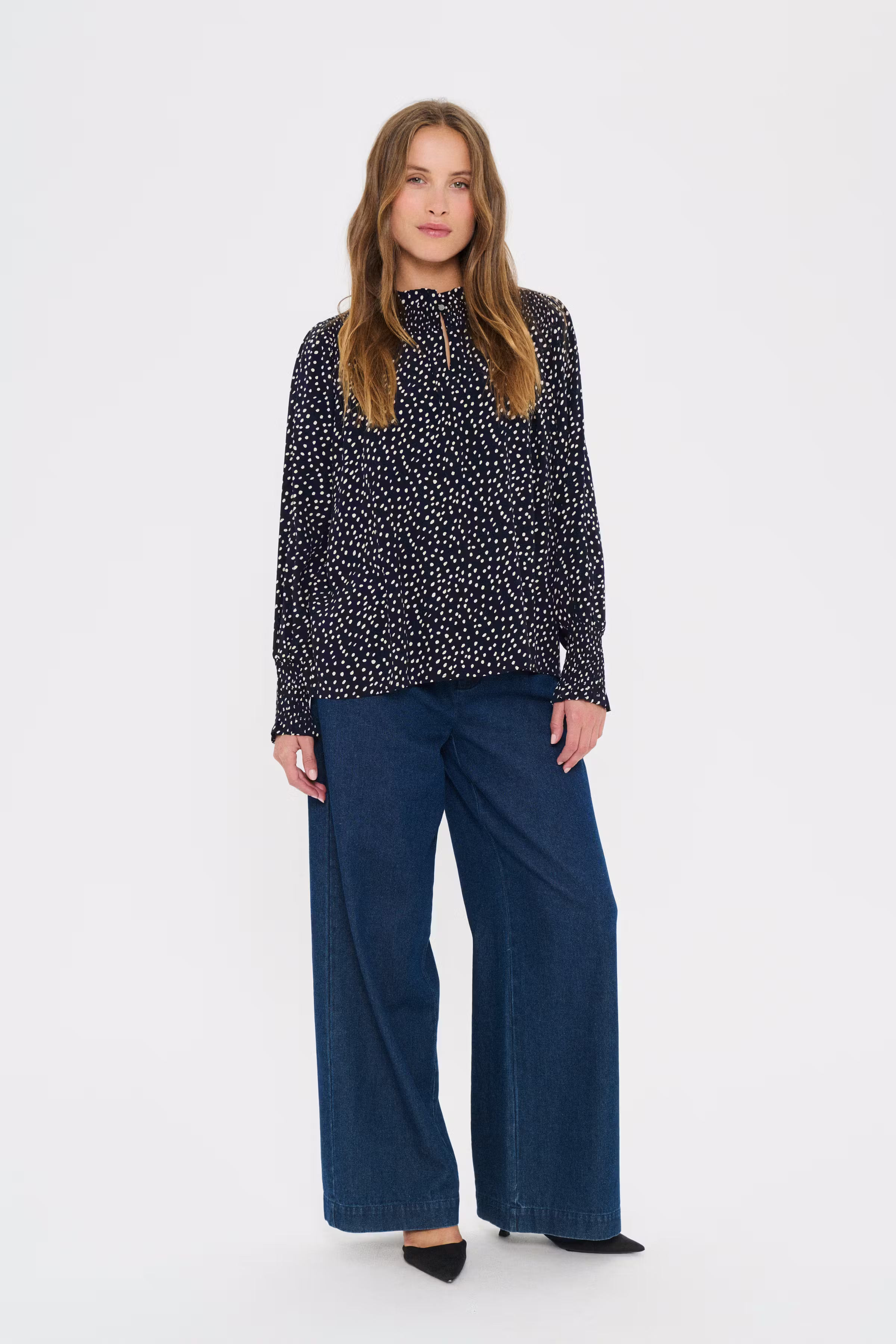 MalikaSZ Blouse LOOKBOOK FRONT 30514405-304495