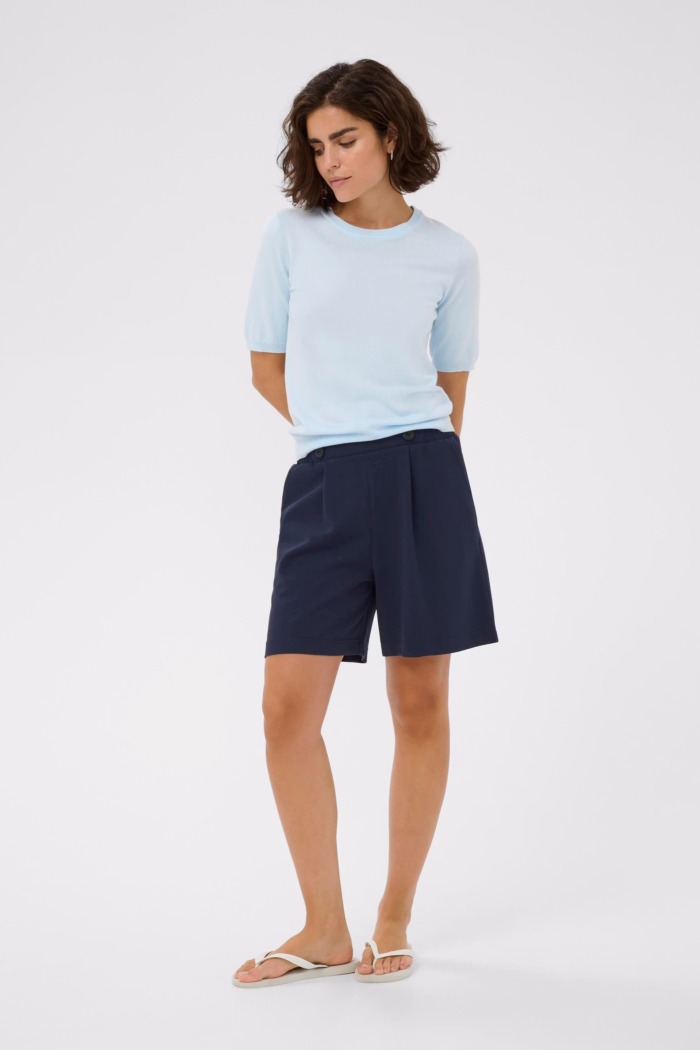 KAphoebe Shorts LOOKBOOK FRONT 10511490-194020
