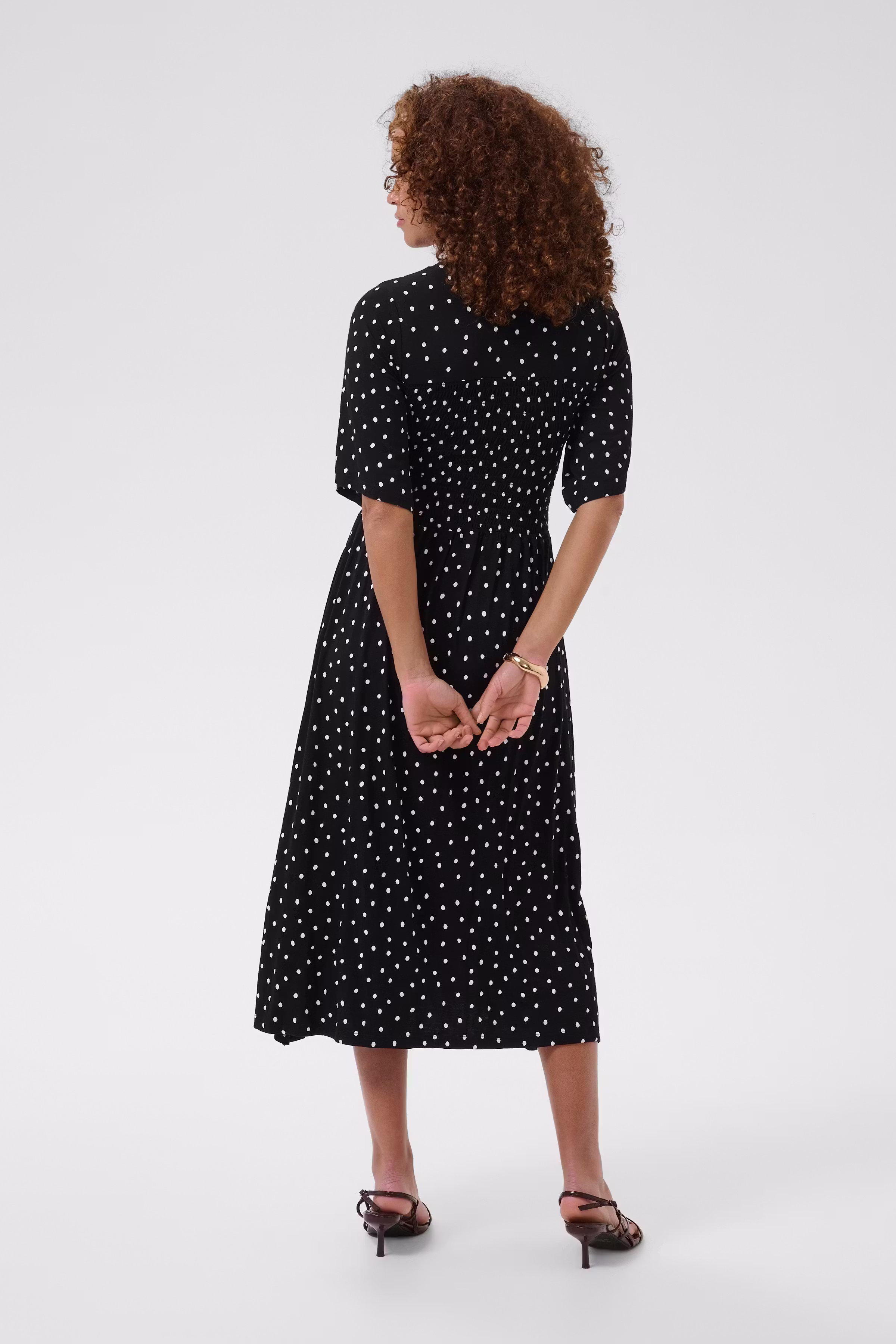 KAbella Kleid LOOKBOOK BACK 10511959-109672