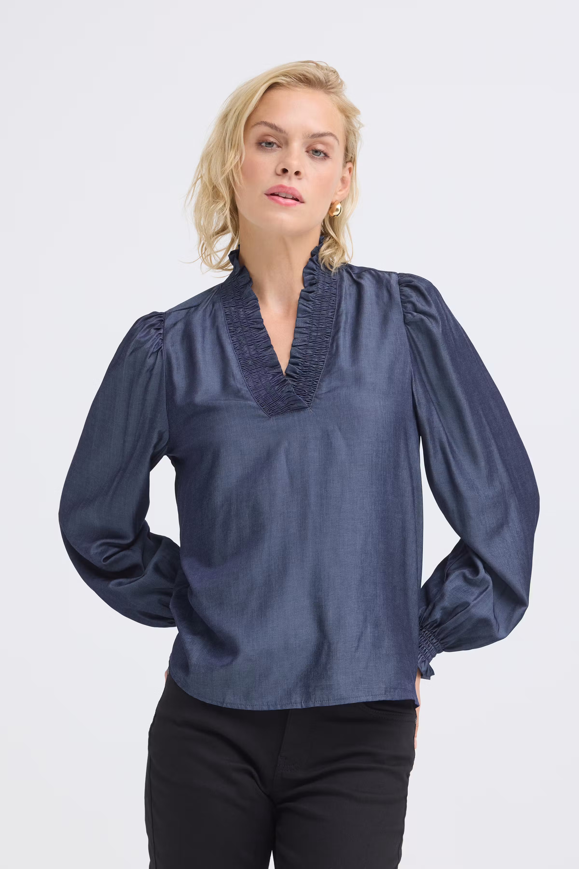 PZCASSY Bluse LOOKBOOK FRONT 50210971-194020