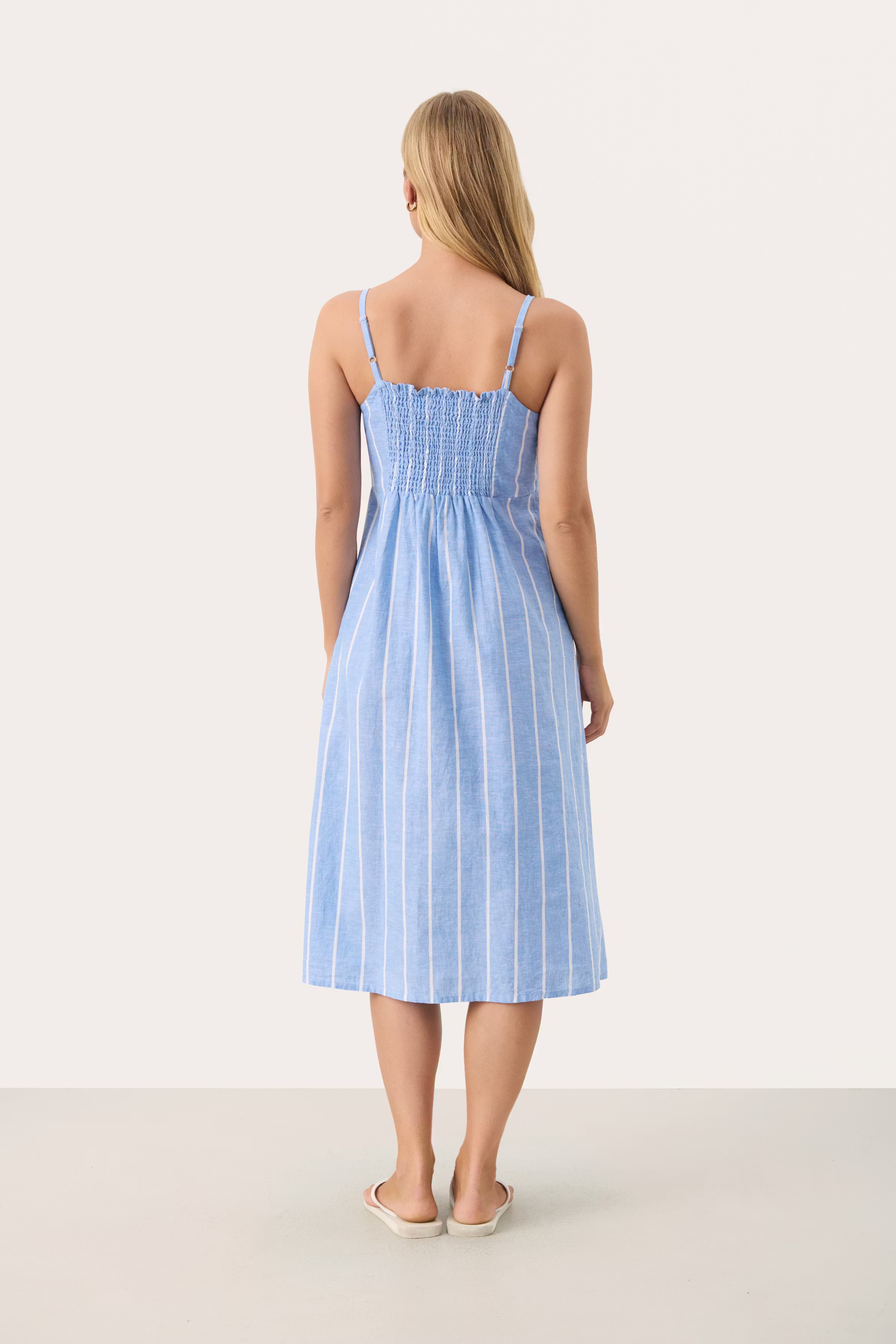 ReysaPW Leinen Kleid LOOKBOOK BACK 30309615-303789