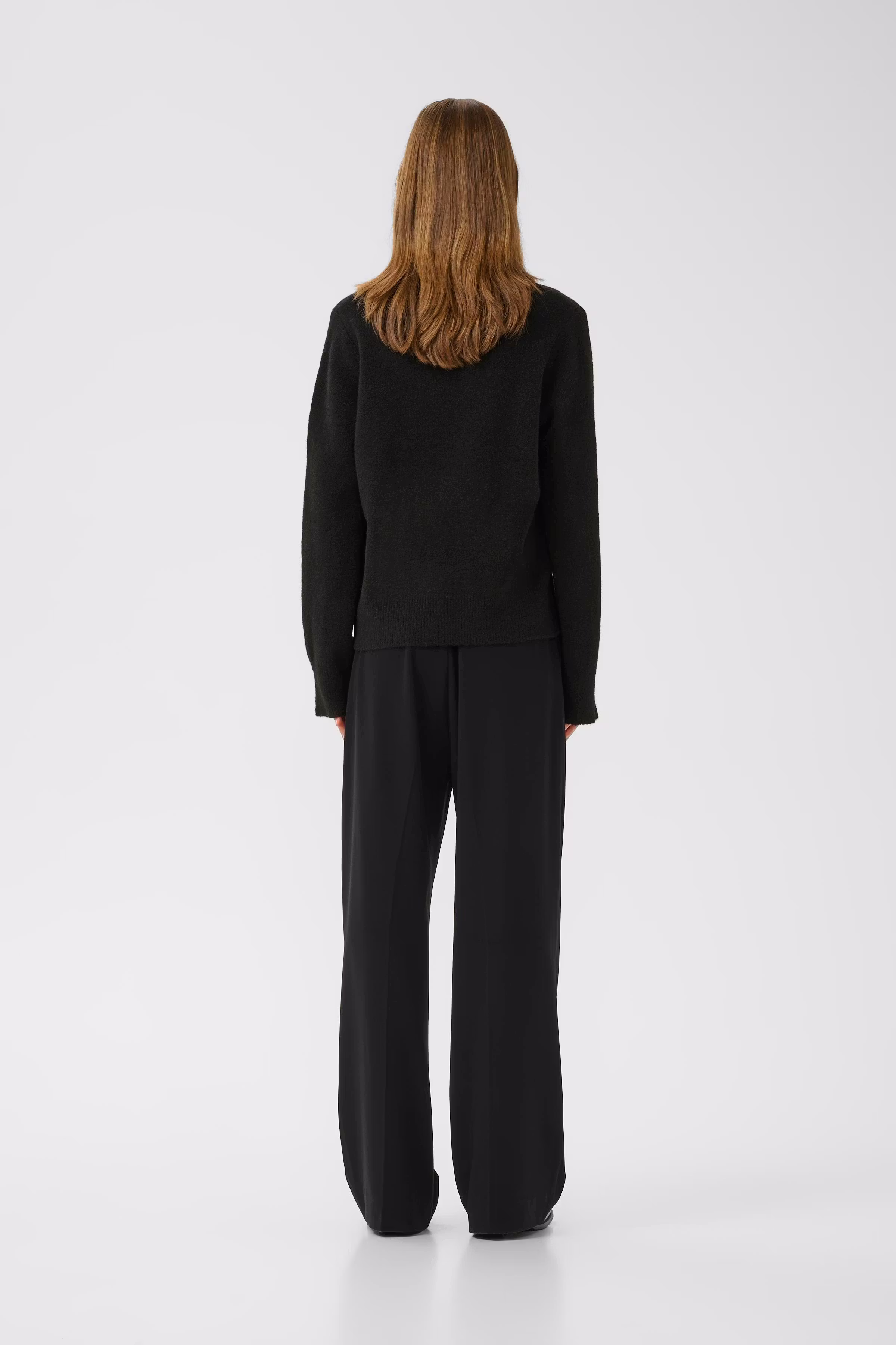 GuniIW Pullover LOOKBOOK BACK 30111022-194008