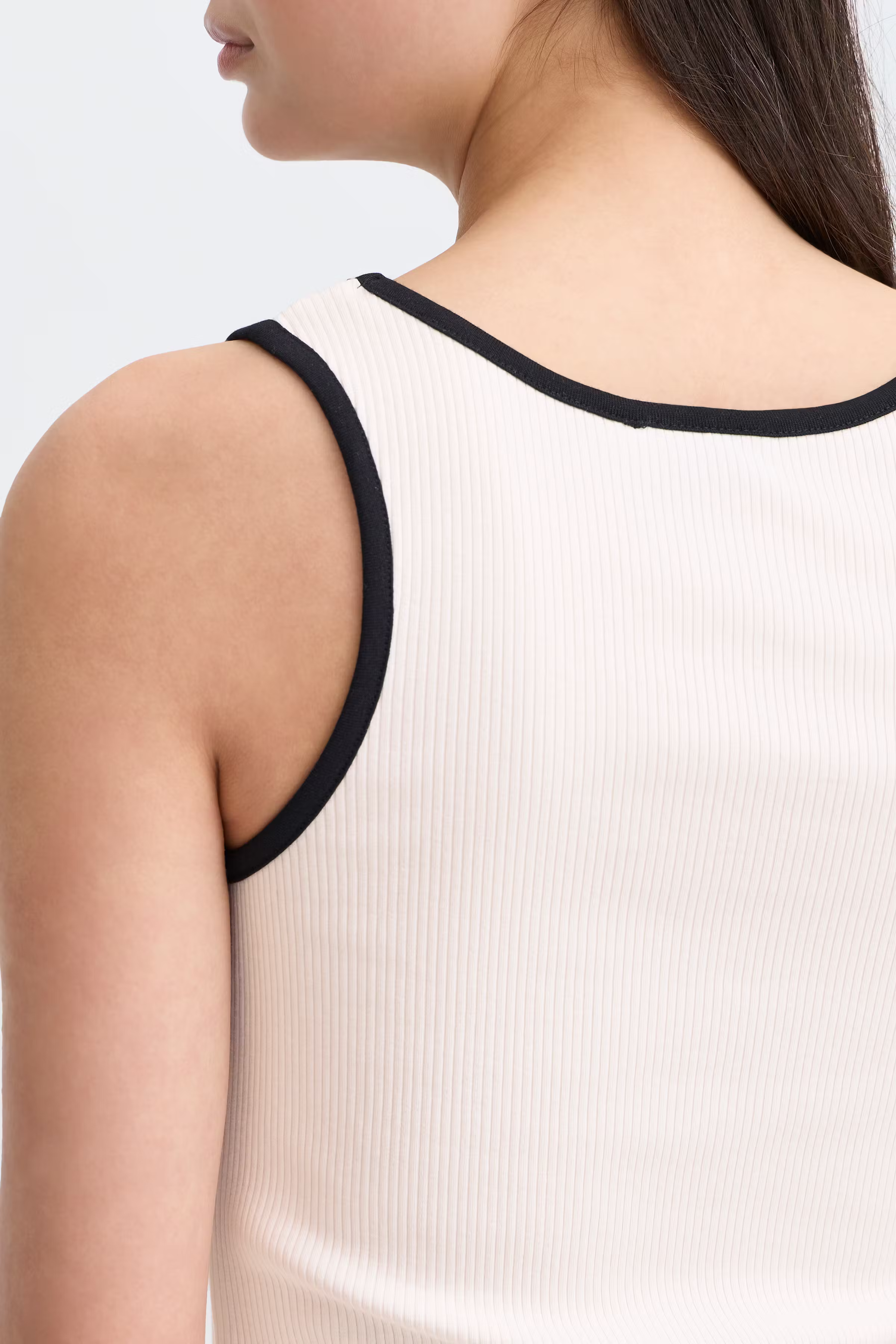 IHPALMELA Top LOOKBOOK DETAIL 20123420-114201