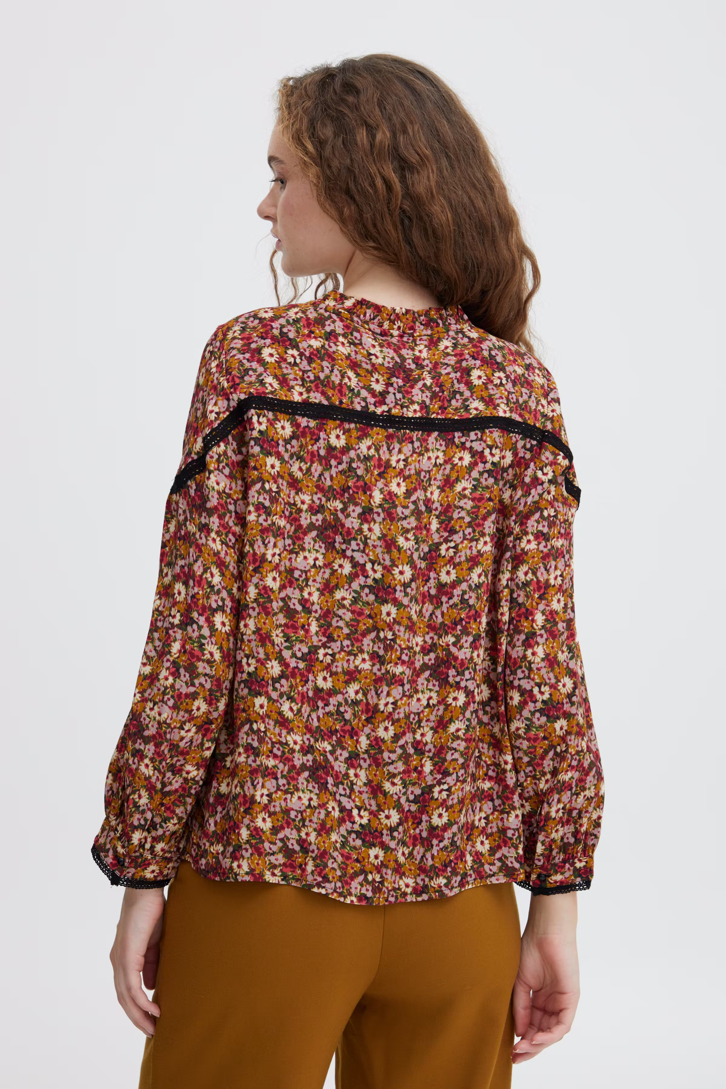 IRCHARMINE Bluse LOOKBOOK BACK 20116707-190419