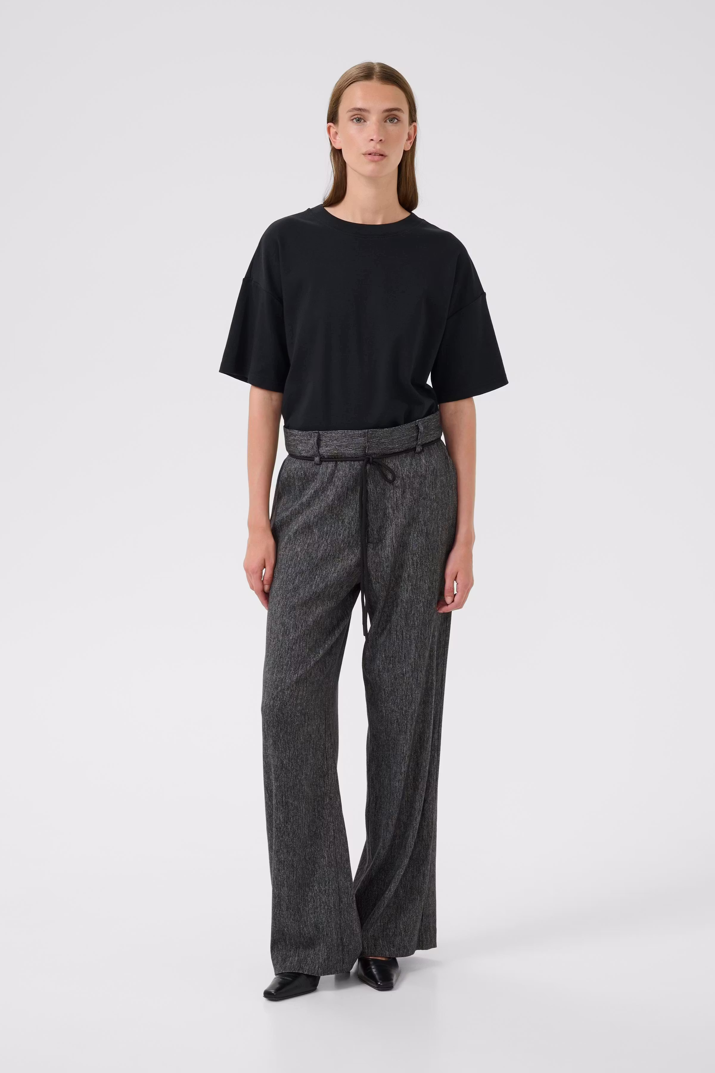 KBBlair Trousers LOOKBOOK FRONT 10105596-194008