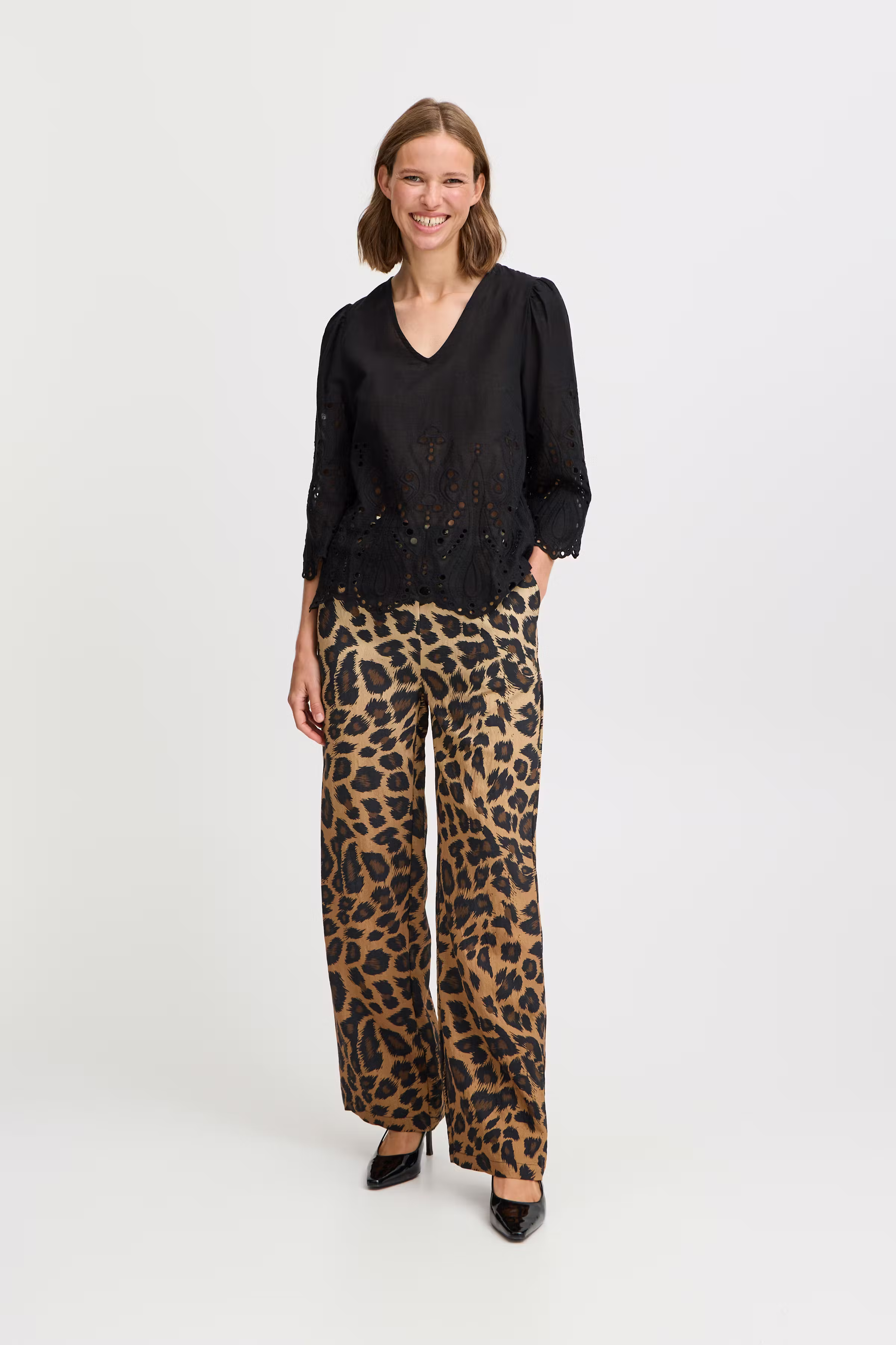 Casual pants LOOKBOOK FRONT 20816227-200453