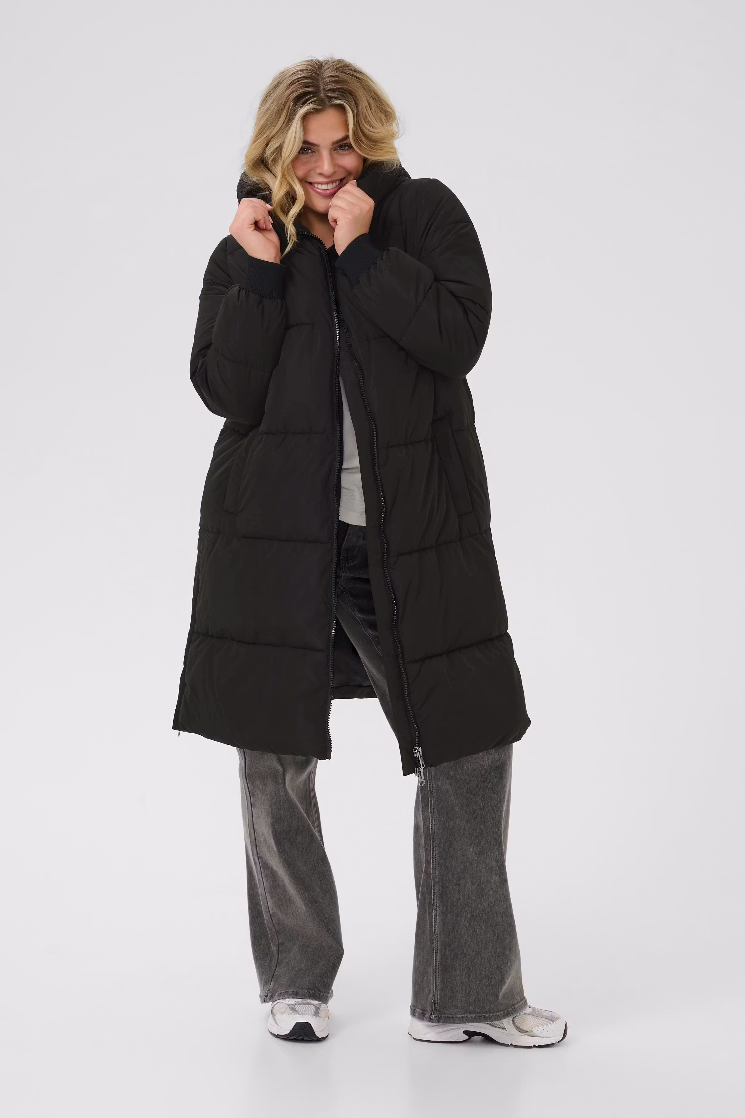 KCniki Mantel LOOKBOOK FRONT 10583496-100121