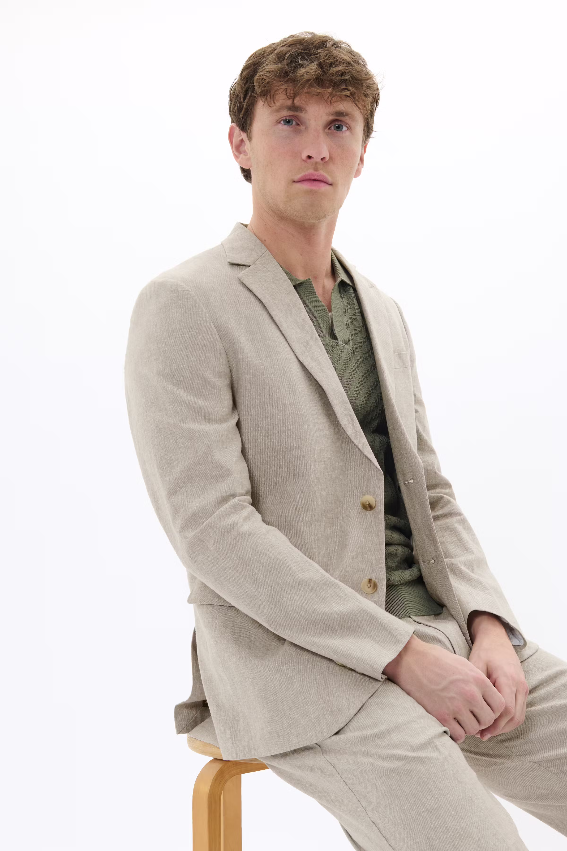 MAgeorge Blazer LOOKBOOK DETAIL 30208111-161105