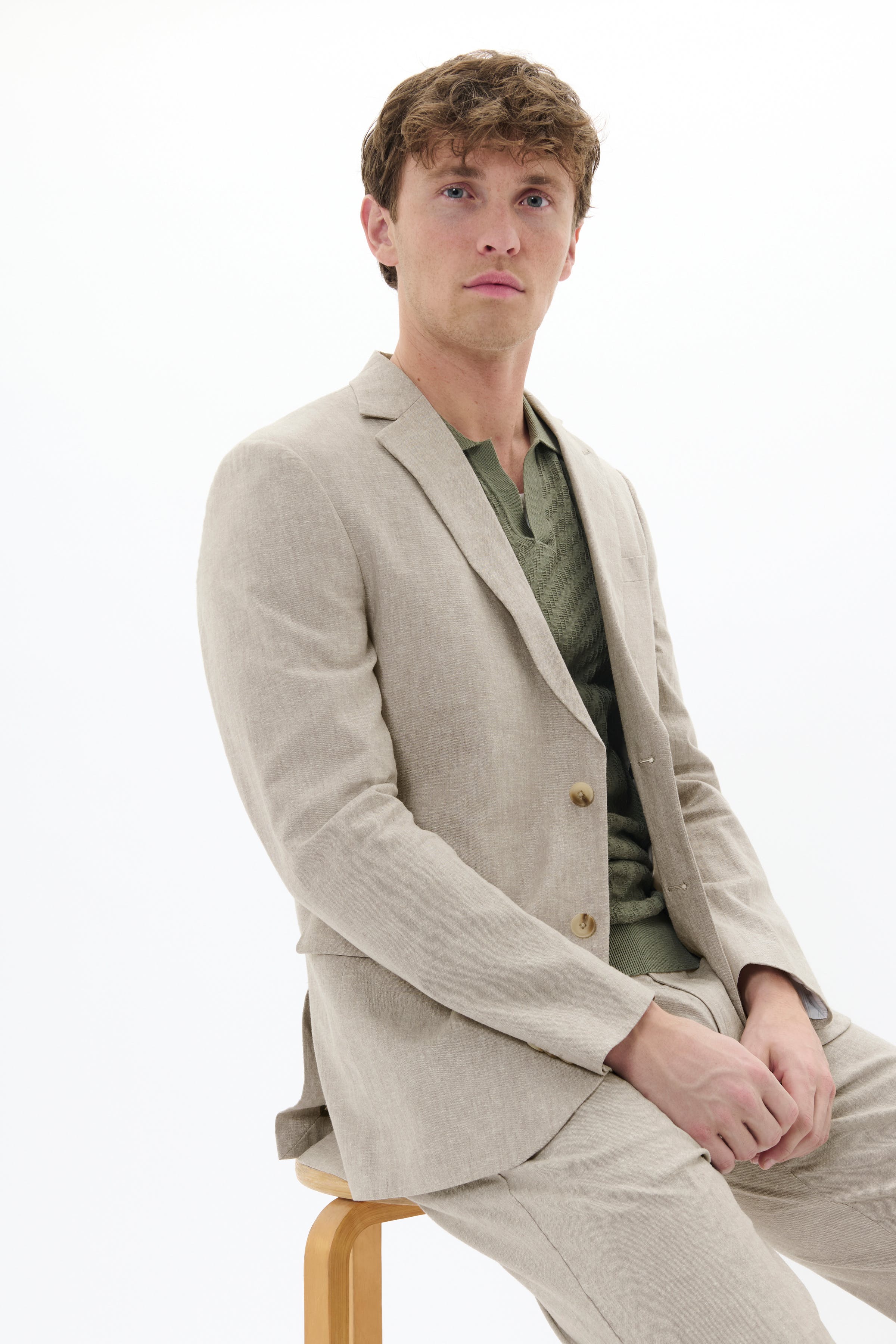 MAgeorge Blazer LOOKBOOK DETAIL 30208111-161105