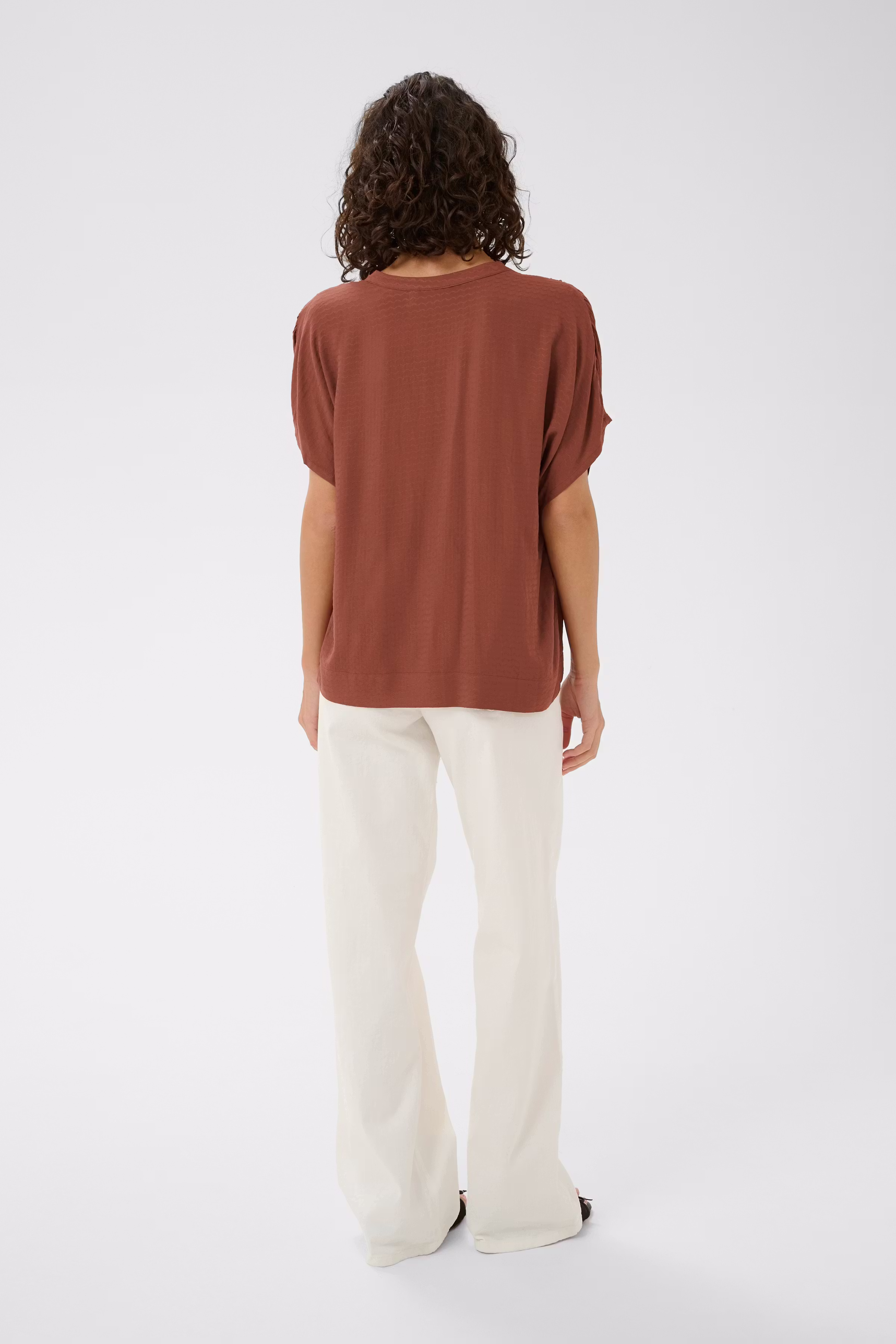KAgina Bluse LOOKBOOK BACK 10511593-191334