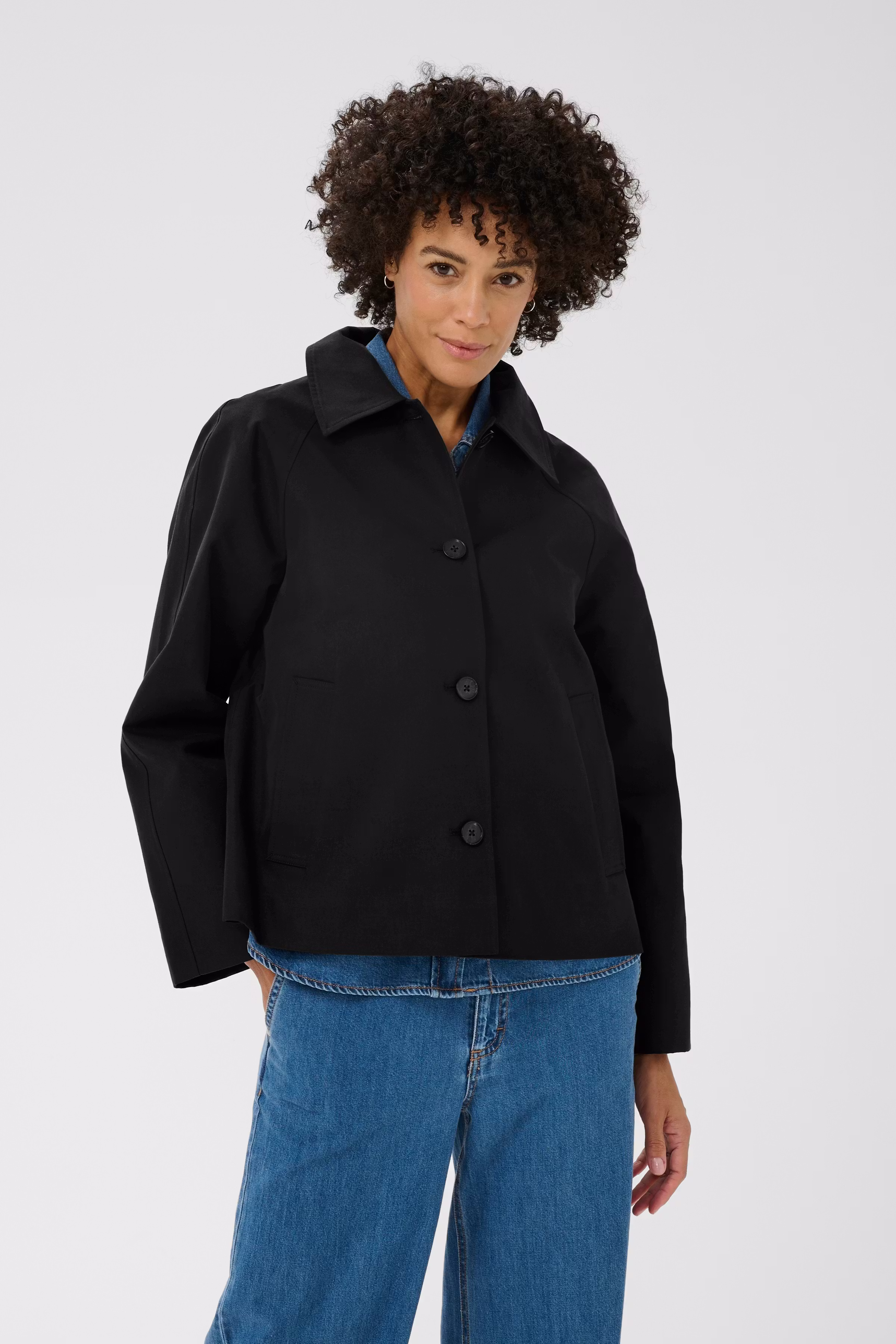 AlinnaPW Ytterplagg LOOKBOOK FRONT 30310600-194008