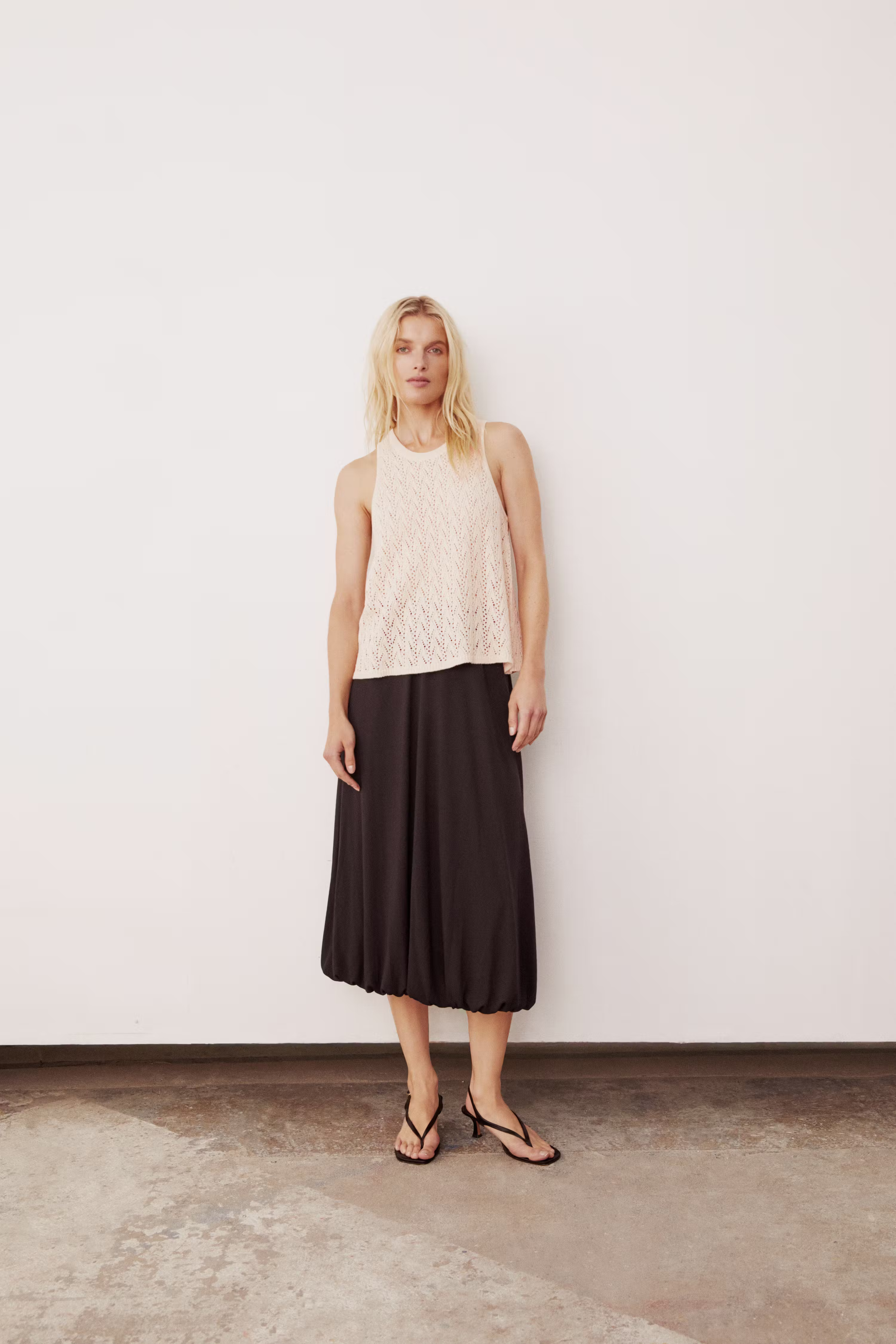 DelunaPW Top LOCATION NONE 30310703-120304