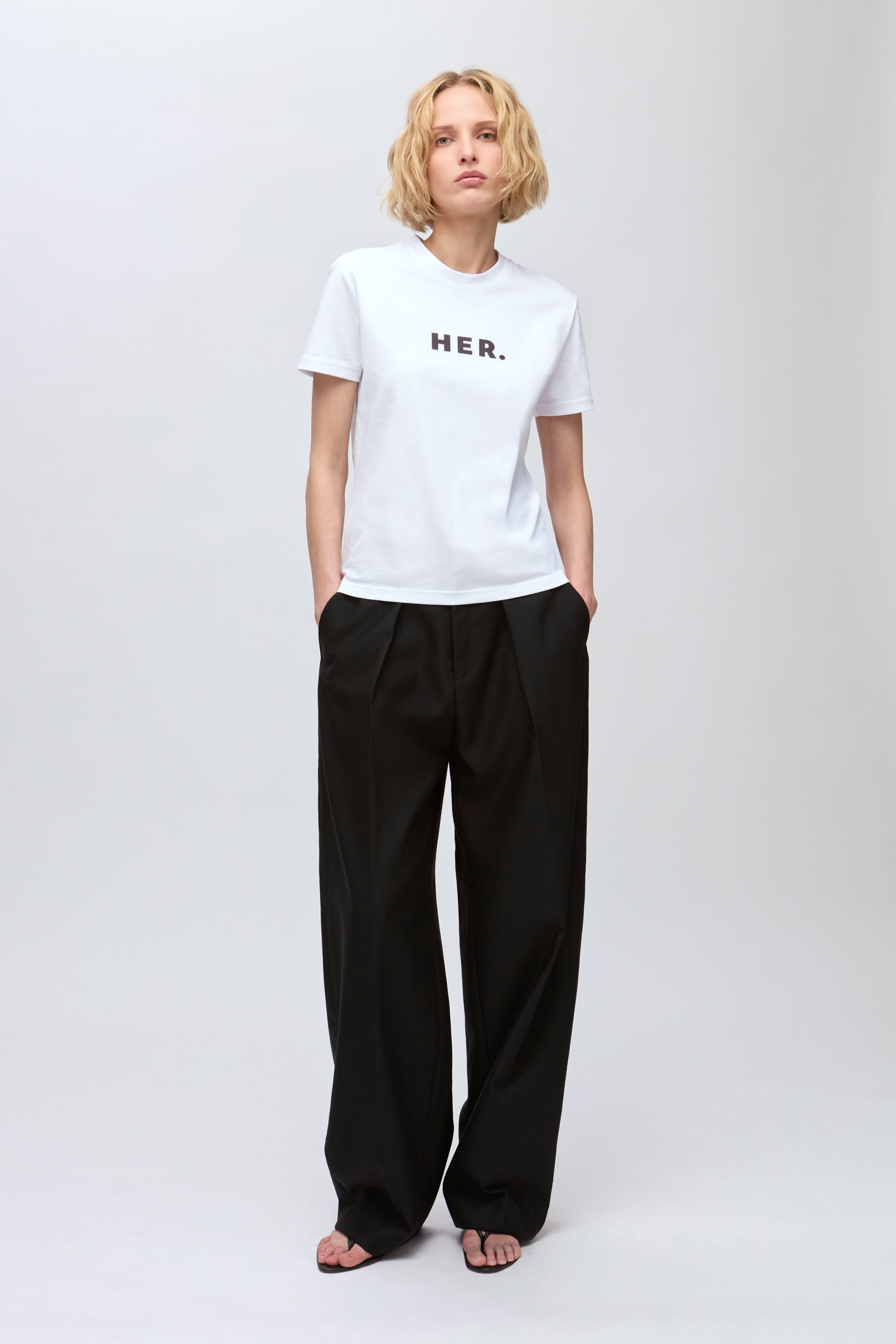 IOFenix T-shirt LOOKBOOK FRONT 30600108-WH001