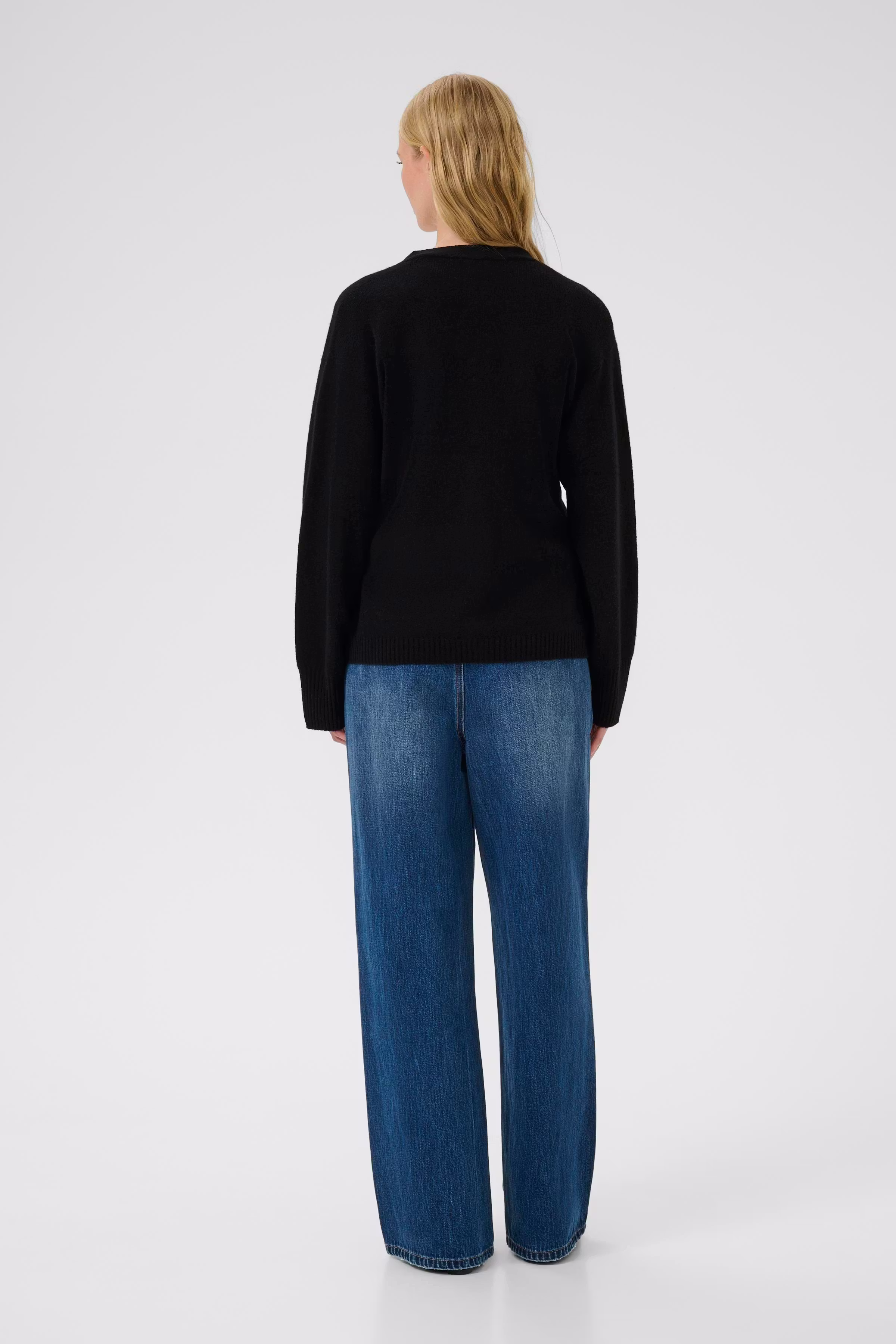 KBAnemone Cardigan in 100% wool LOOKBOOK BACK 10105774-194008