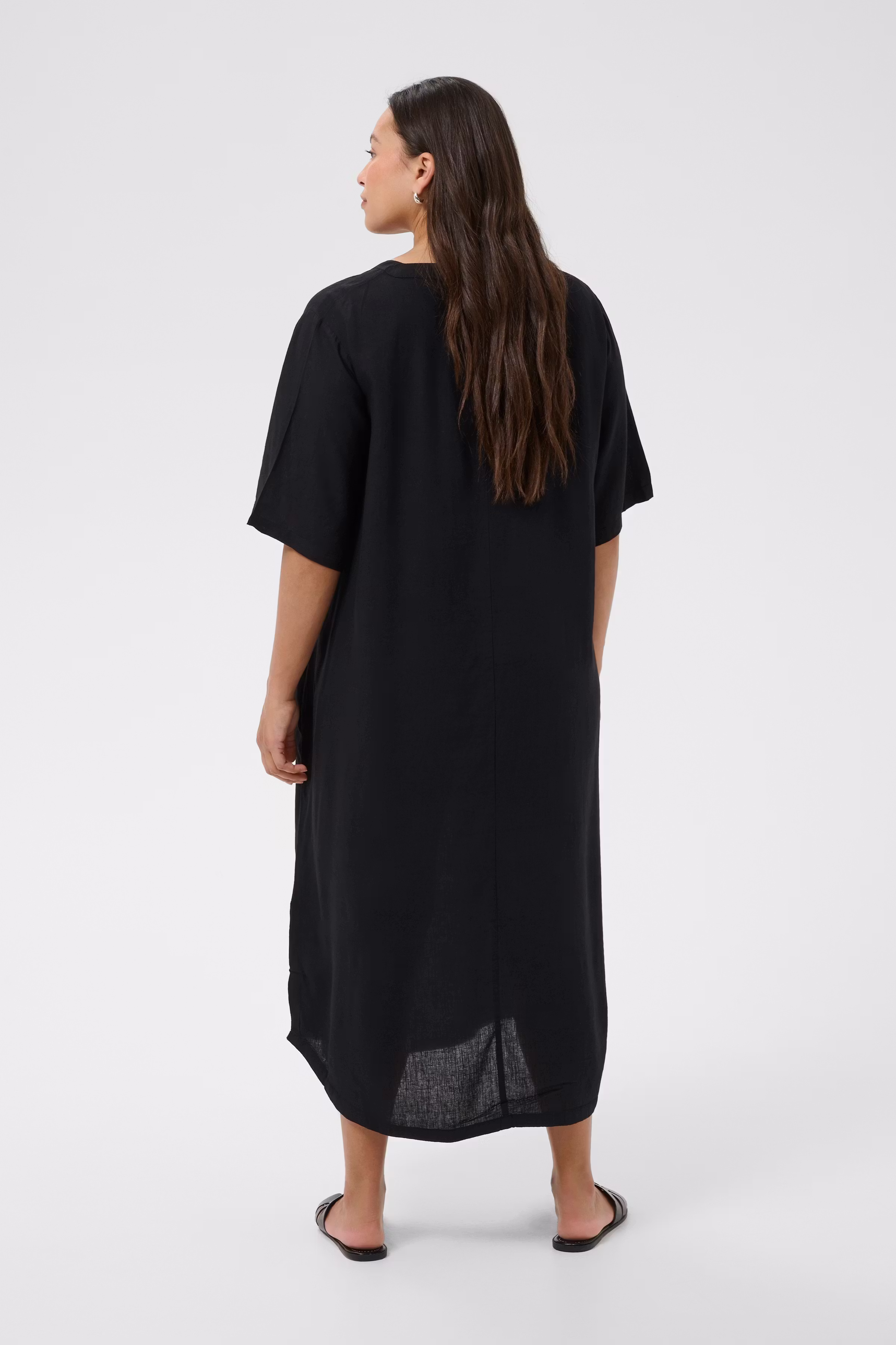 KCmille Kleid LOOKBOOK BACK 10582218-100121