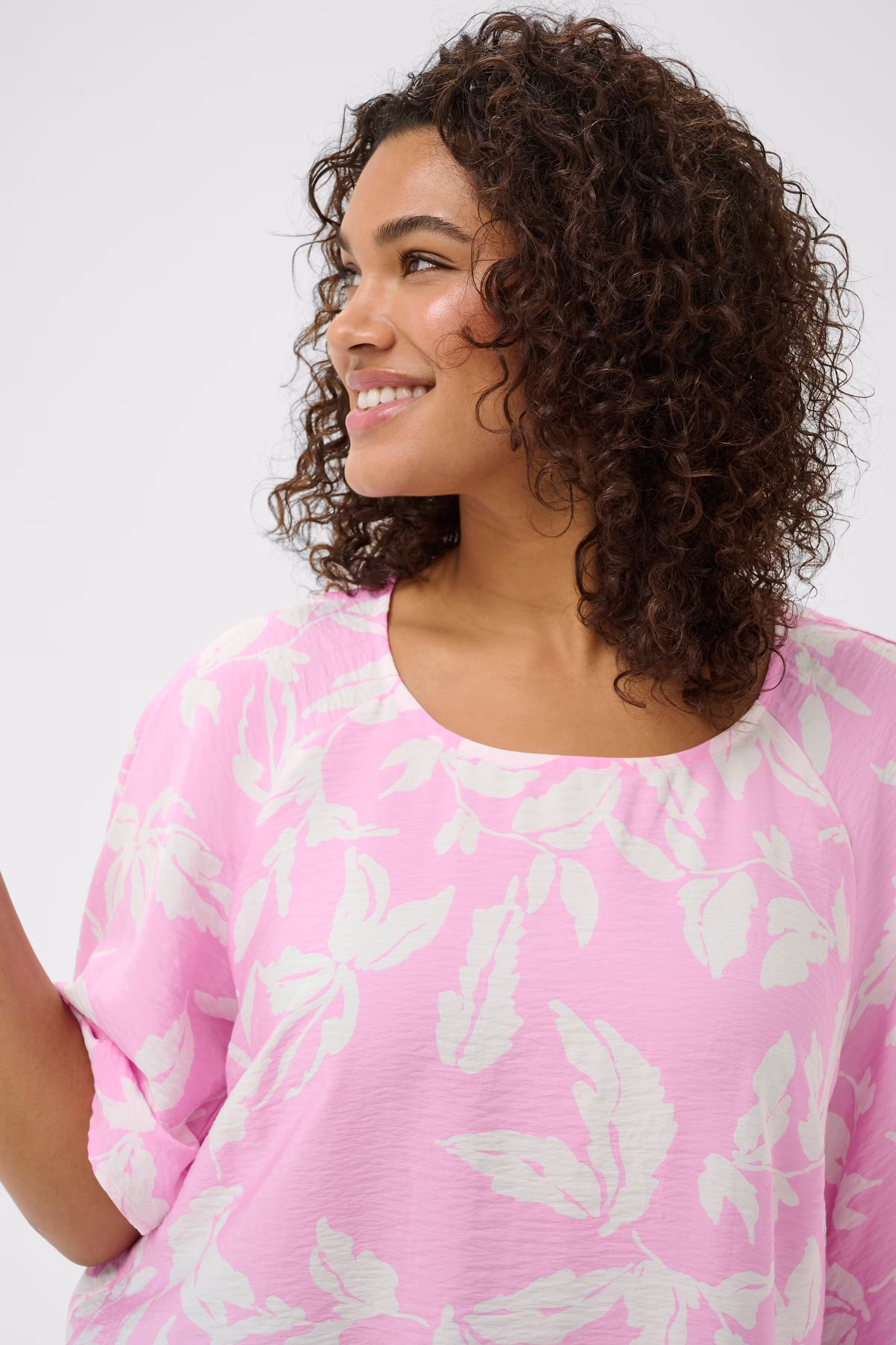 KCmarla Blouse LOOKBOOK DETAIL 10584073-109520