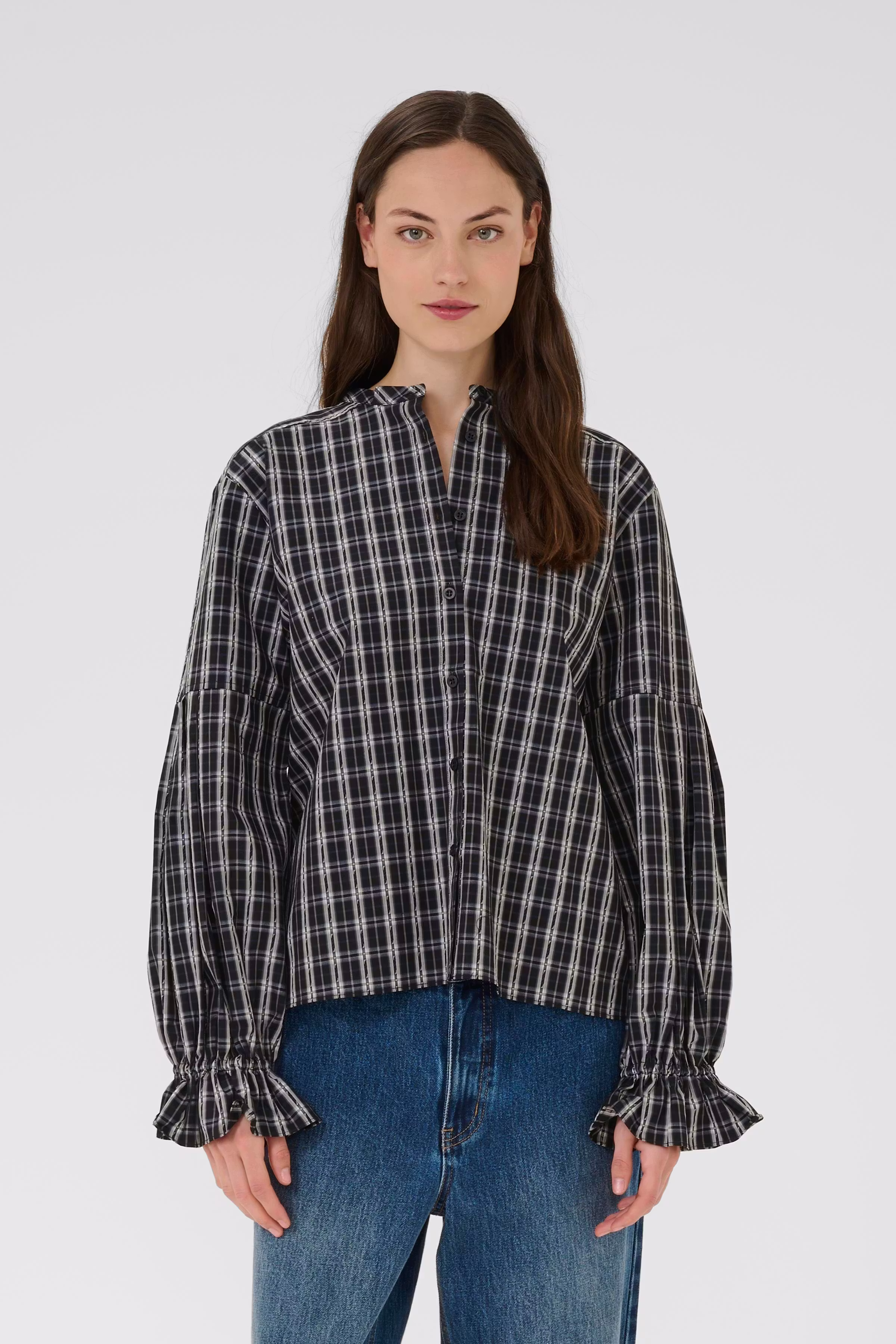 KBDestiny Blouse LOOKBOOK FRONT 10105793-108917