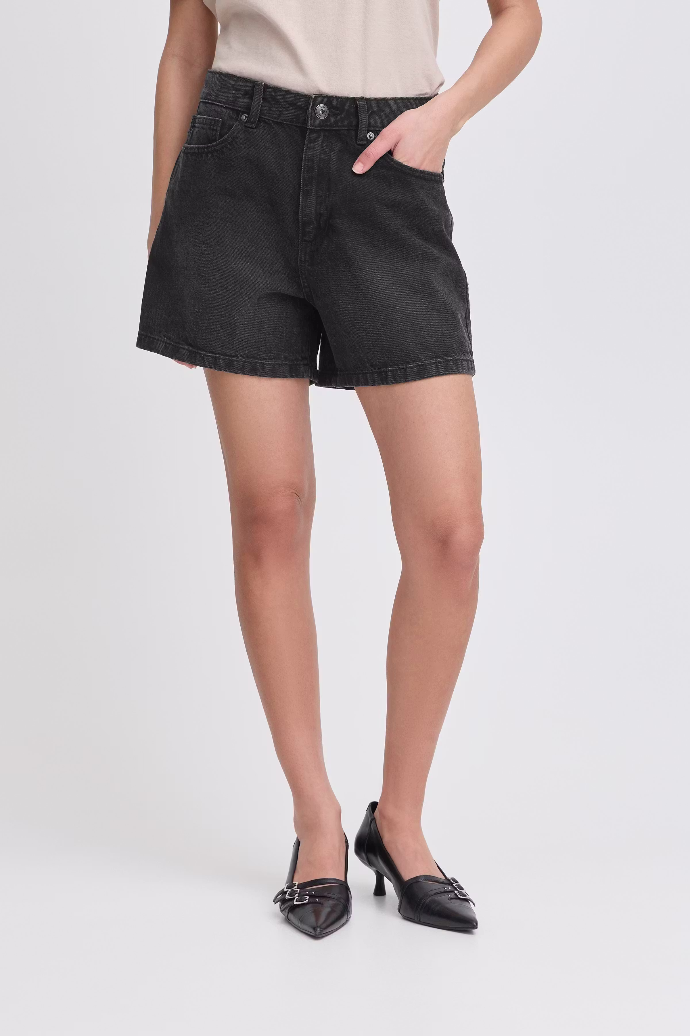 IHAVENY Shorts LOOKBOOK FRONT 20121297-200341