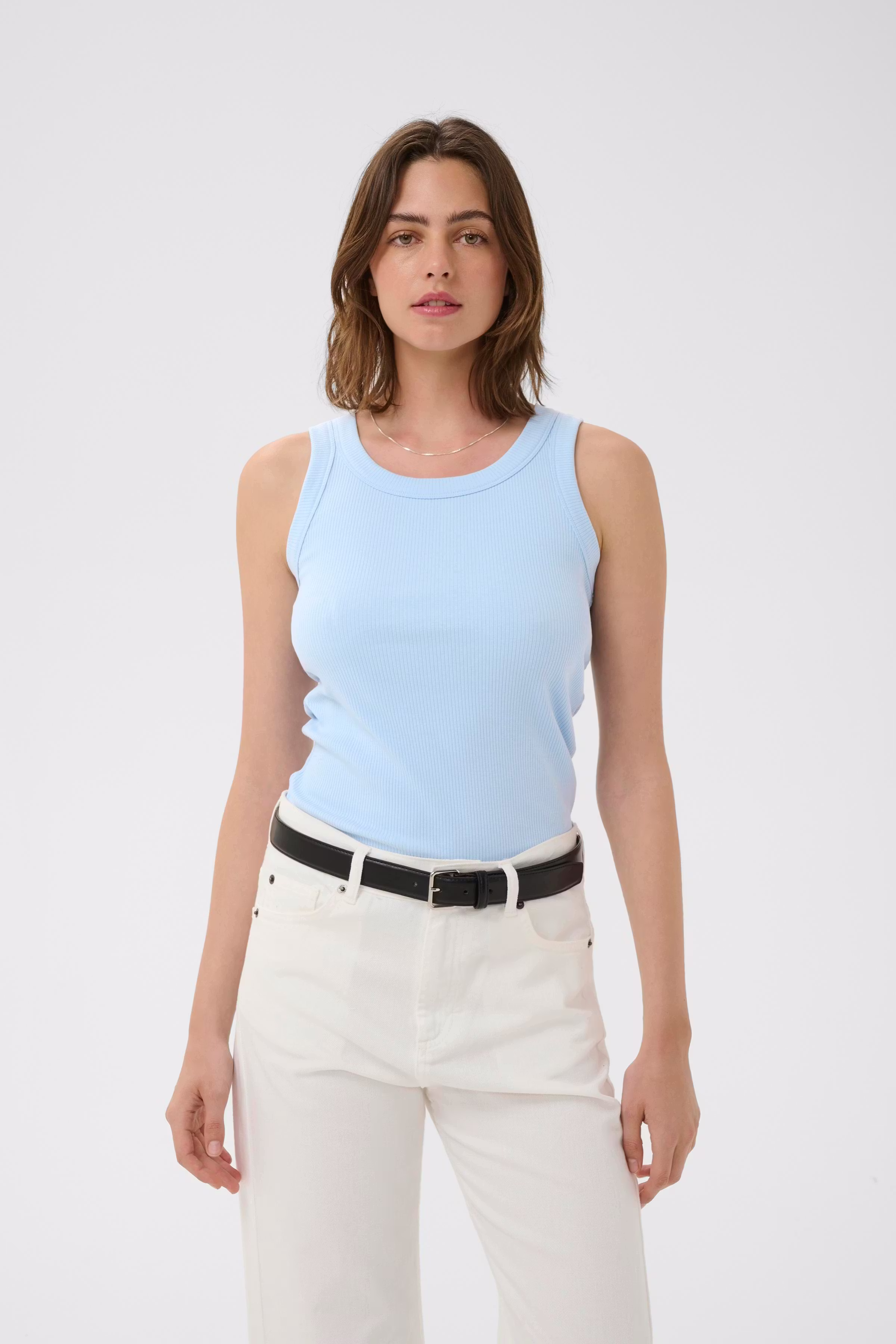 DagnaIW Top LOOKBOOK FRONT 30106466-154031