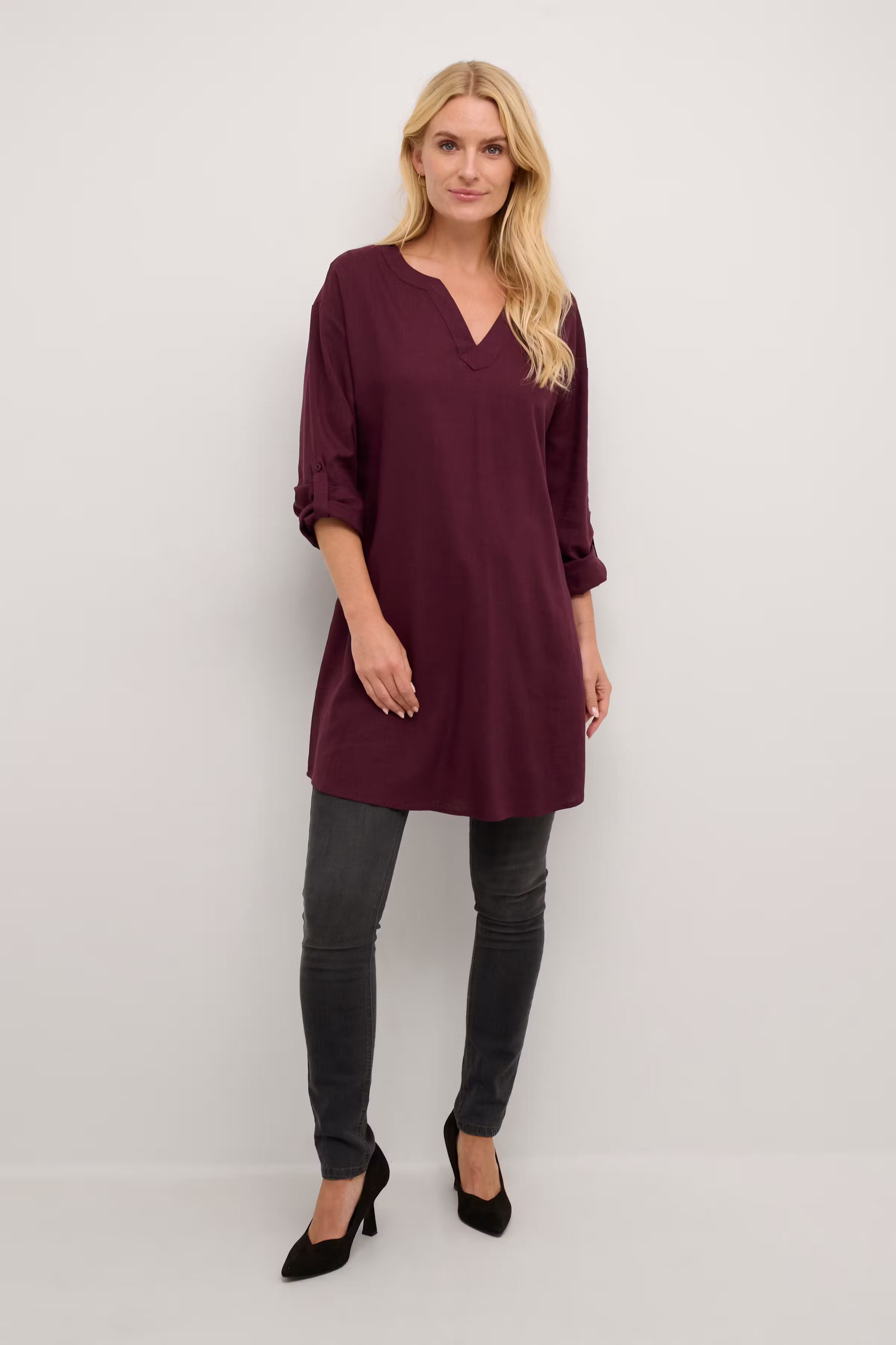 CRVenta Linen Tunic LOOKBOOK FRONT 10608073-192118