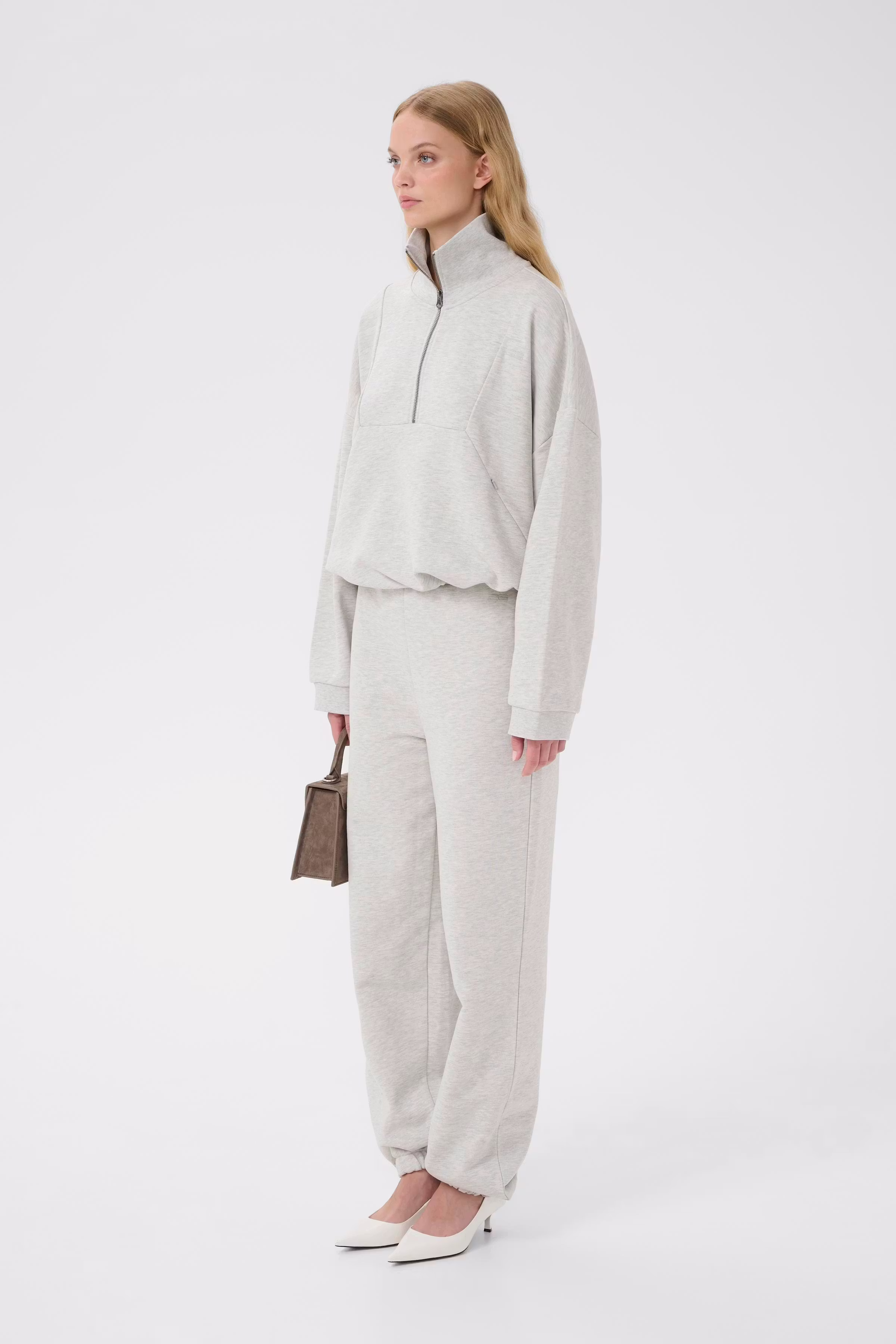 GZnormi Sweatshirt LOOKBOOK FRONT 10910978-108958