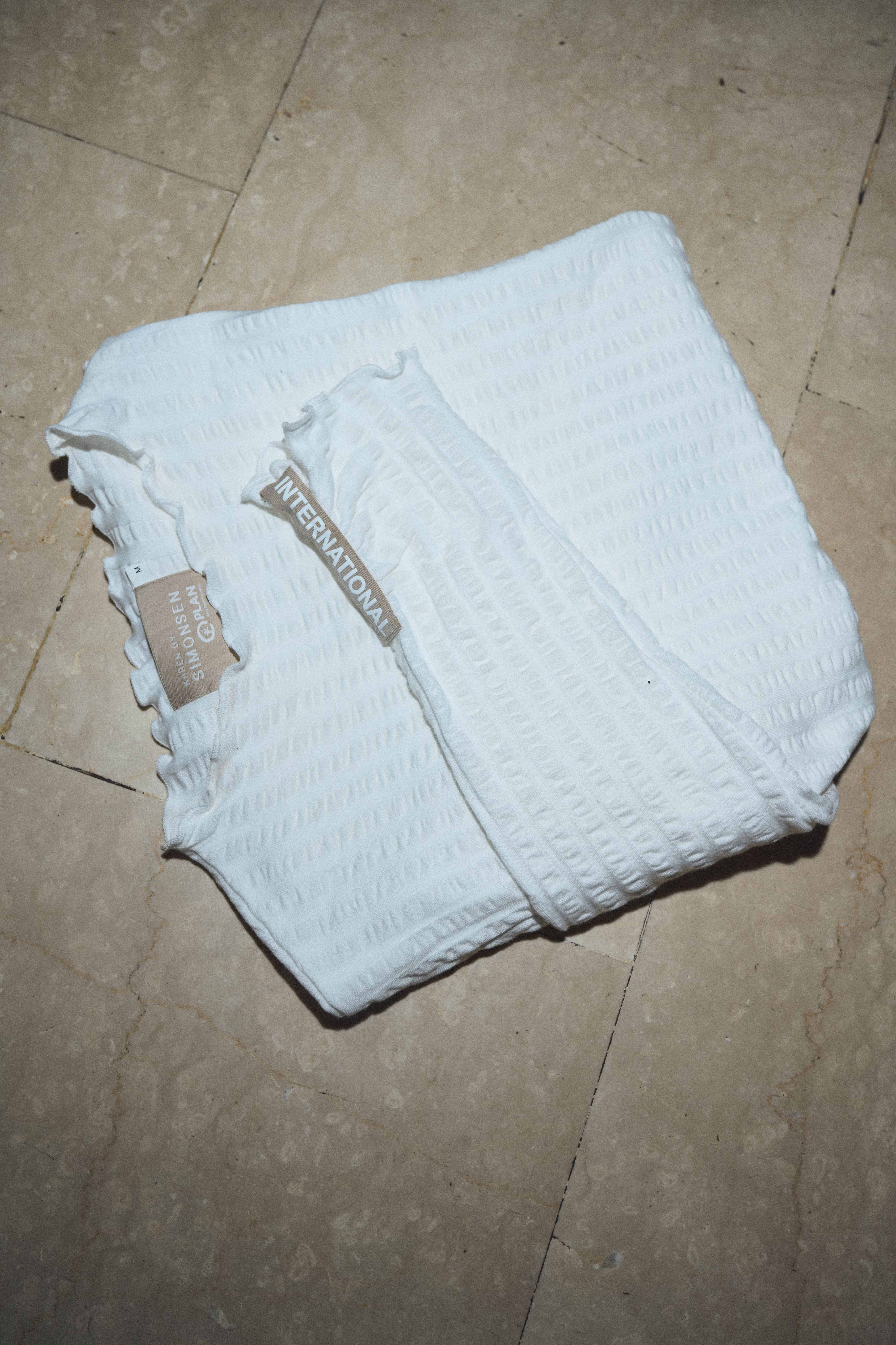 KBSxPlanBørnefondenKB Blusen LOCATION NONE 10105347-110103