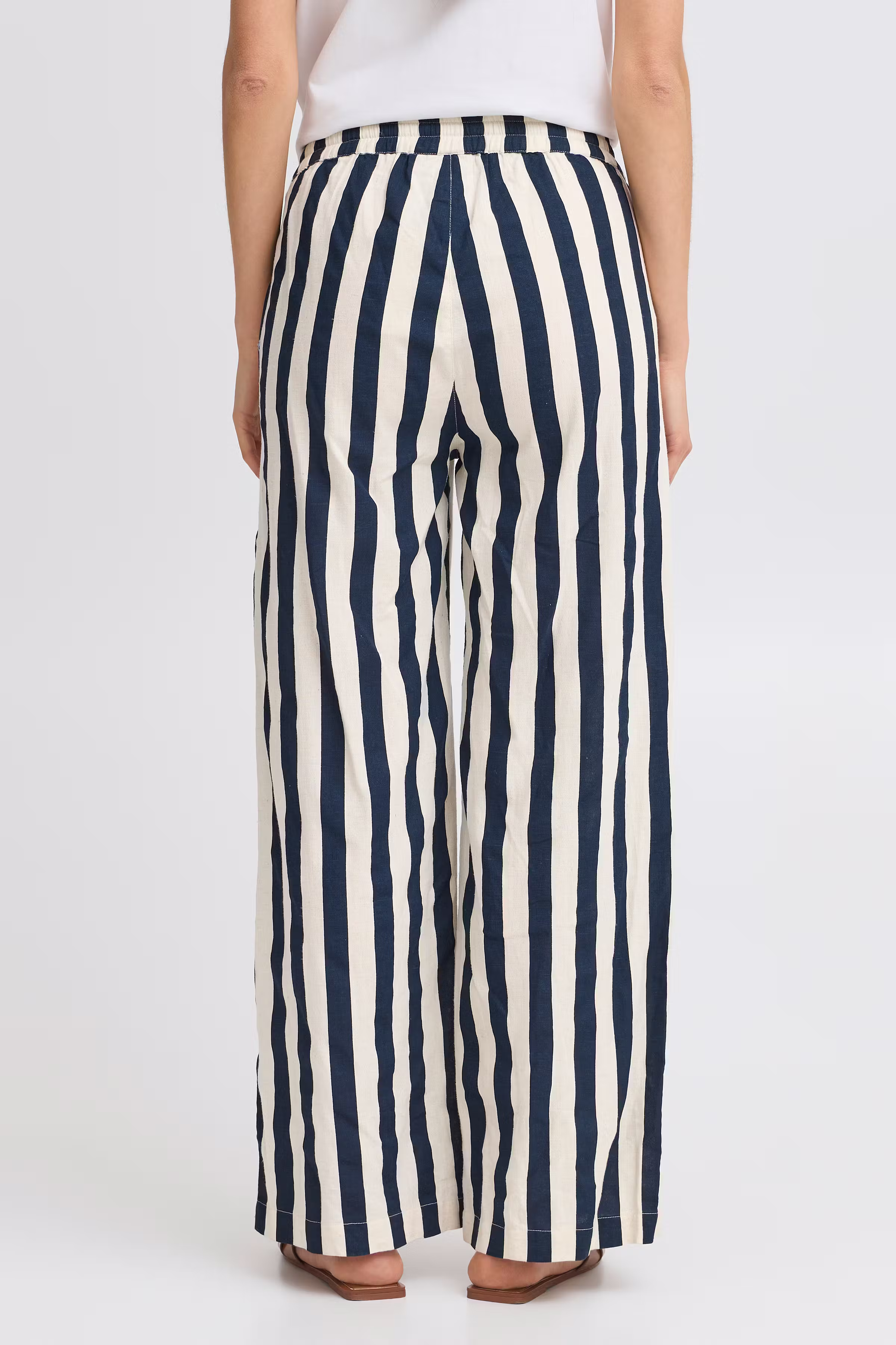 FRMADDIE Broek LOOKBOOK BACK 20614576-204460