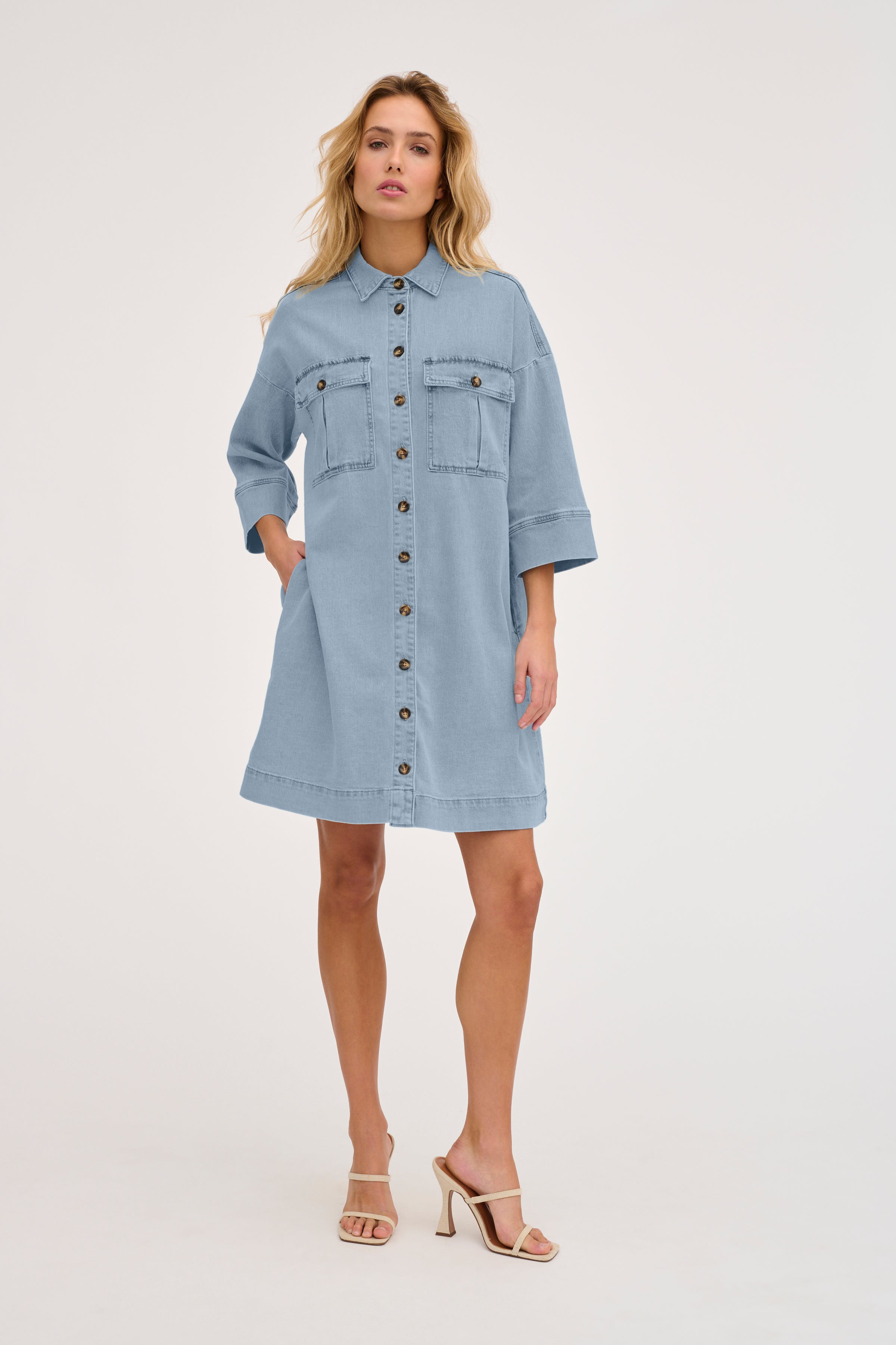 LaraMW Kleid LOOKBOOK FRONT 10704342-100045