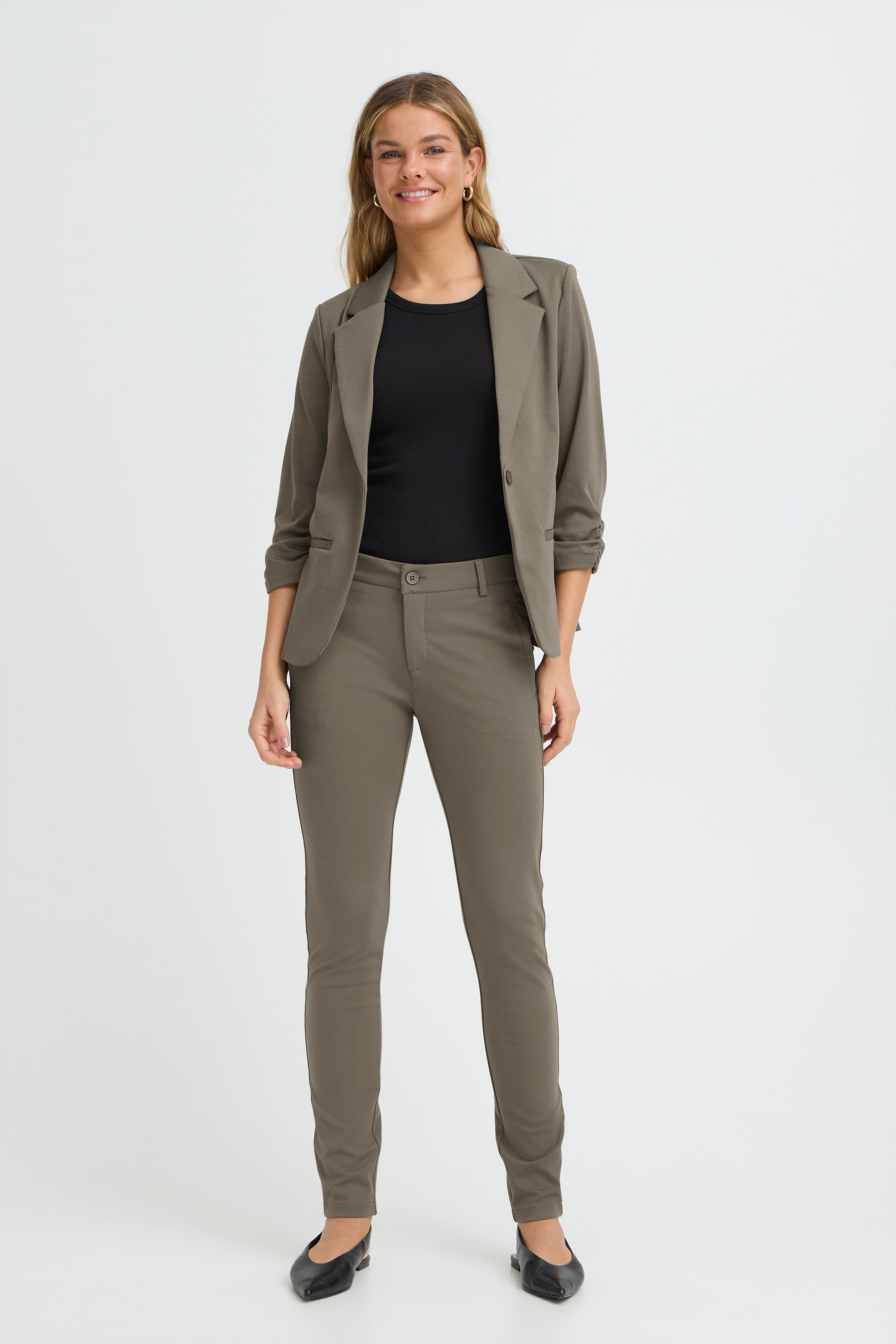 FRLANO Trousers LOOKBOOK FRONT 20610830-180516