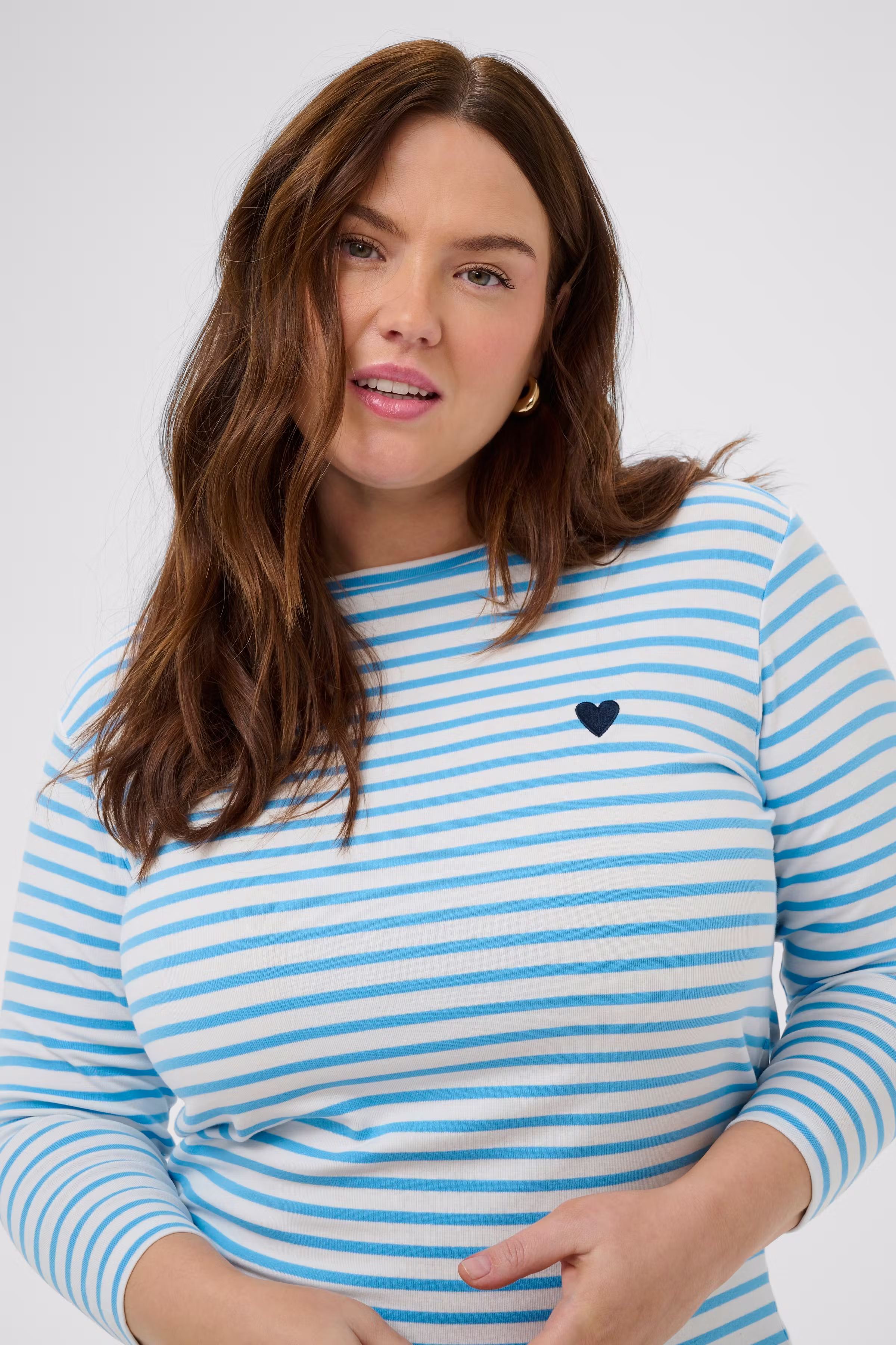 KClia T-shirt LOOKBOOK DETAIL 10584203-109480