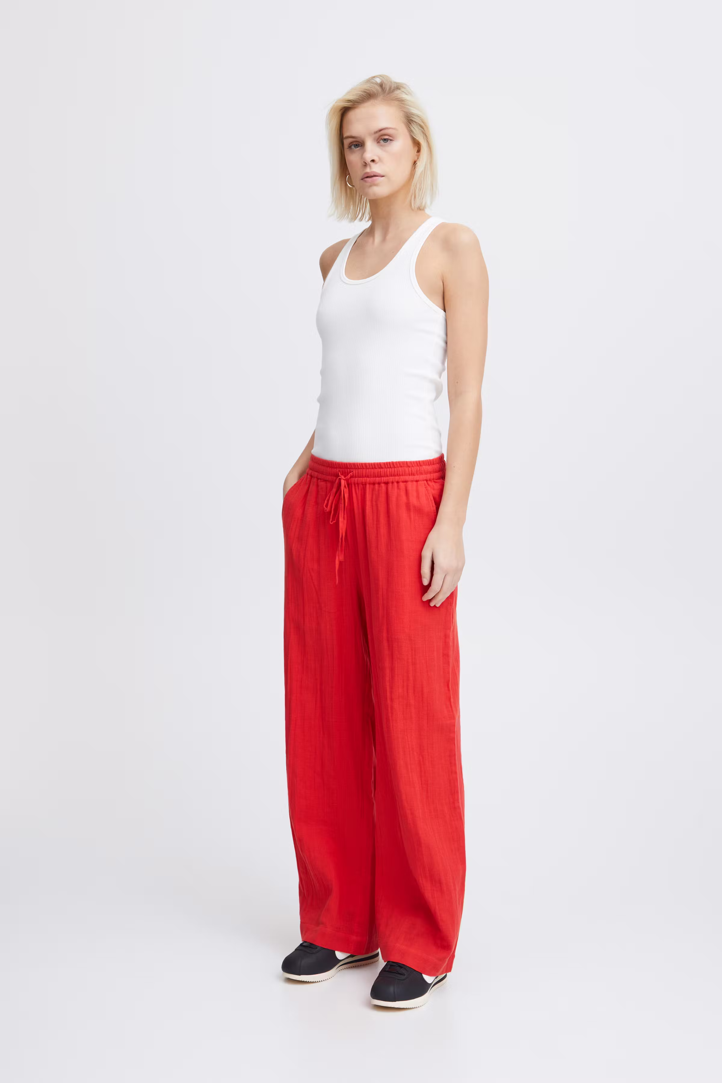 IAFOXA Trousers LOOKBOOK FRONT 20121644-171558
