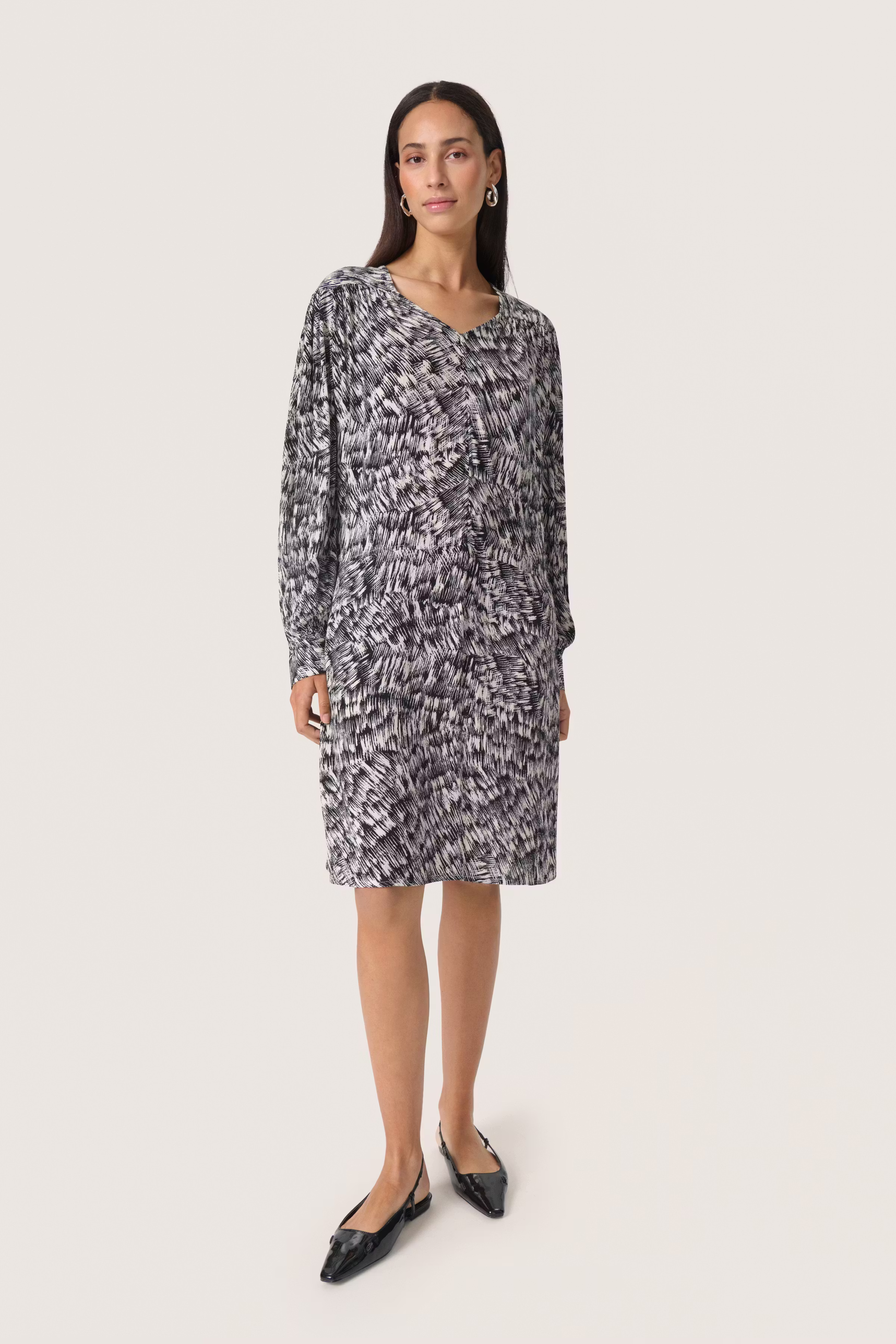 SLZaya Kleid LOOKBOOK FRONT 30408087-303519