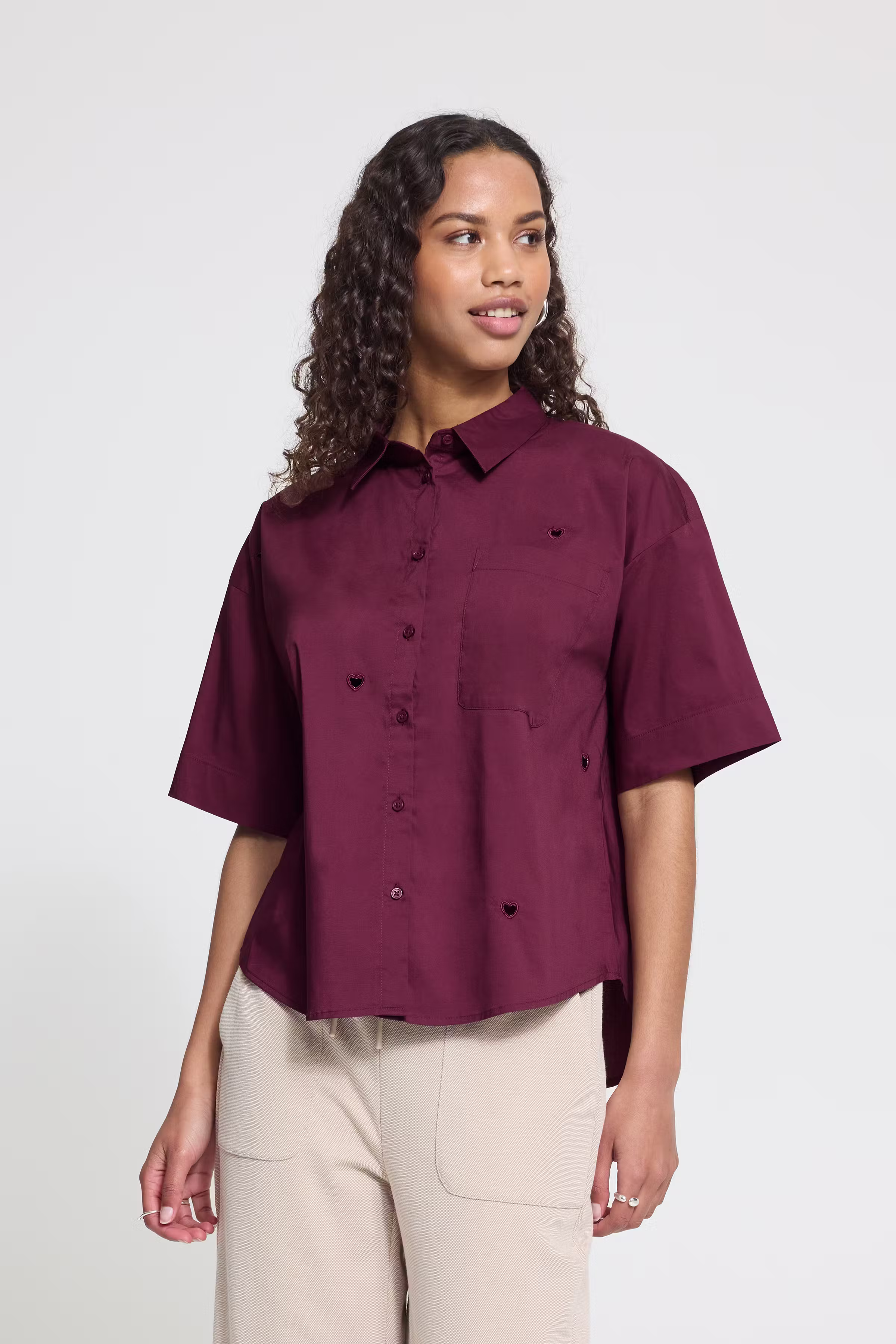 IHLELAYA Skjorte LOOKBOOK FRONT 20125750-191623