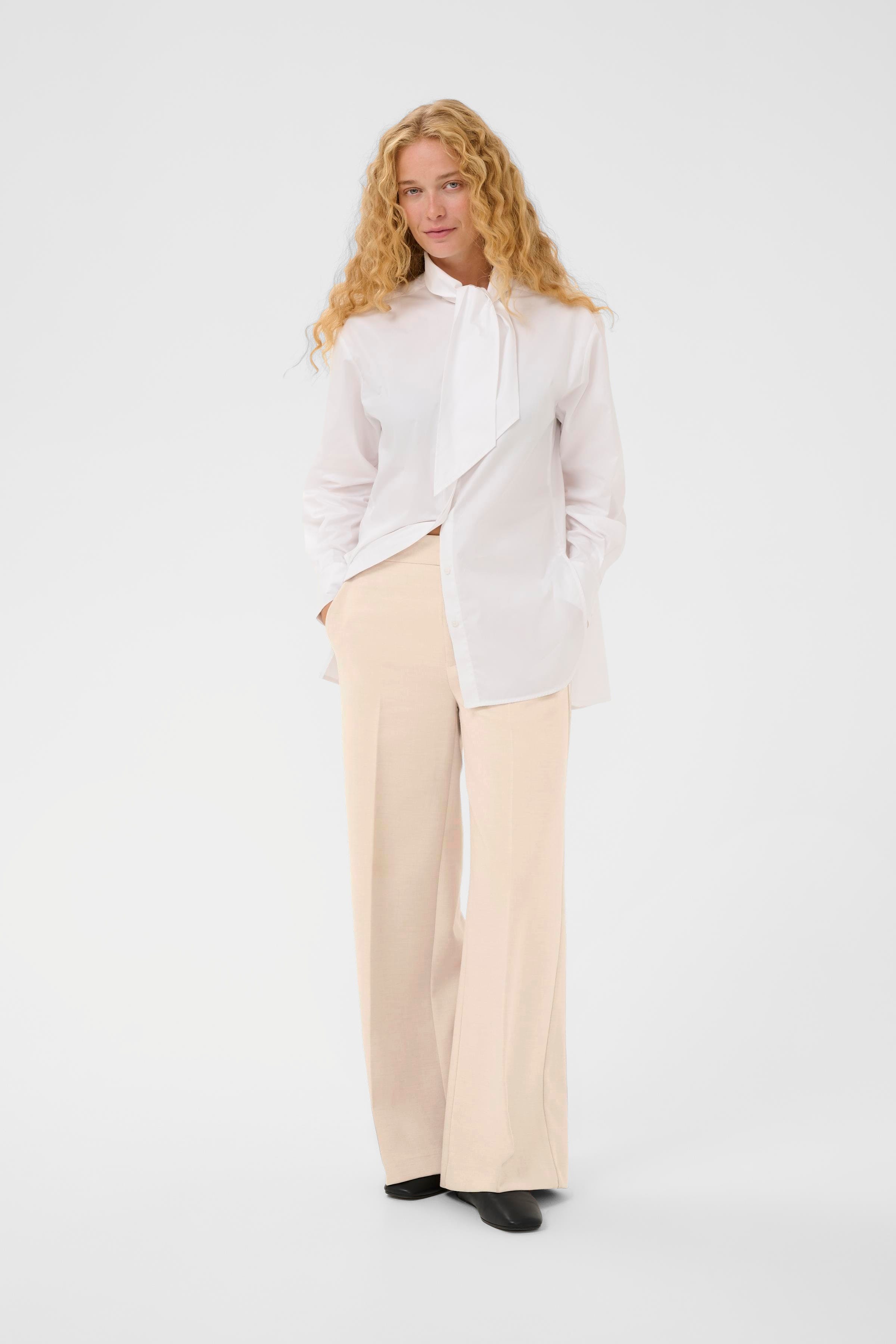 HOLLYNIW Broek LOOKBOOK FRONT 30112214-300597