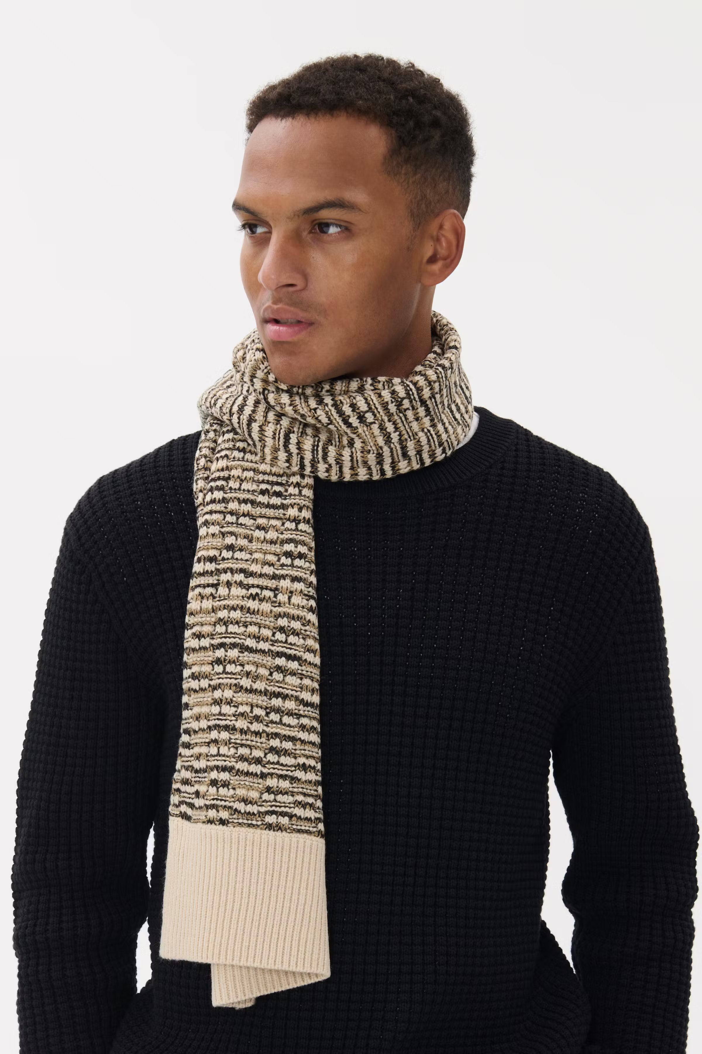 MAdramble Scarf LOOKBOOK DETAIL 30208608-171320