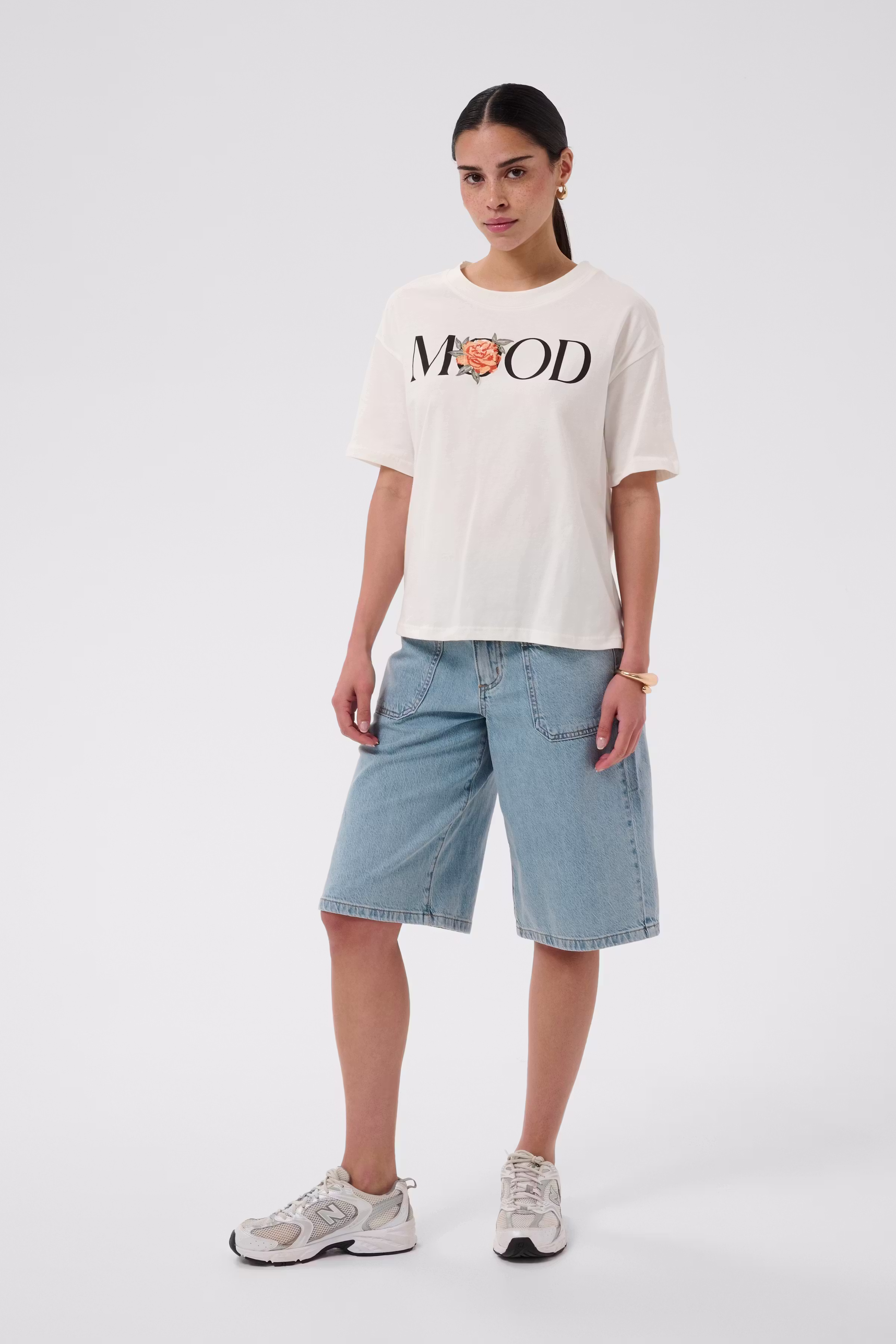 KAalba T-shirt LOOKBOOK FRONT 10511887-110602