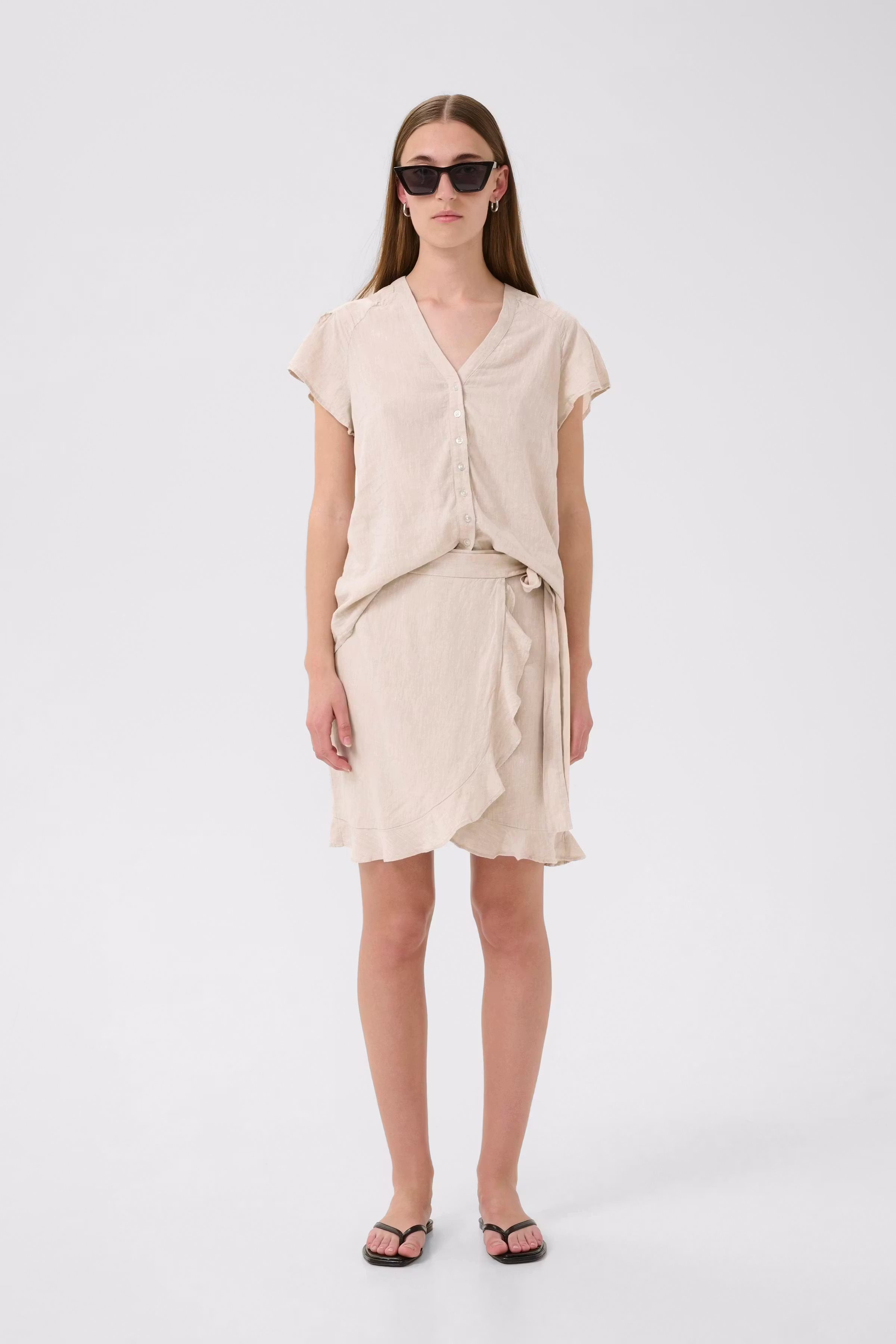 FaridaIW Lin Top LOOKBOOK FRONT 30110435-1304031