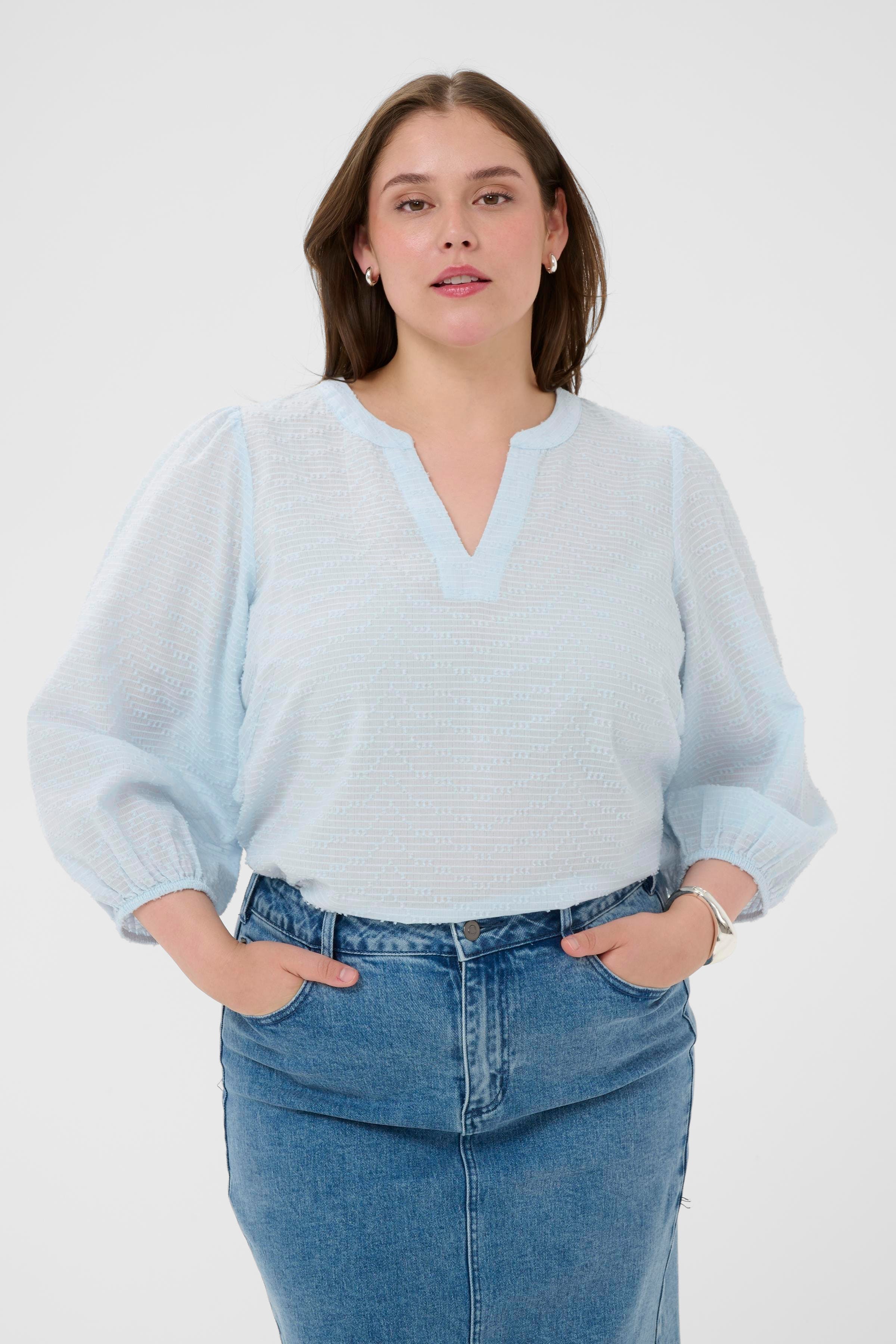 KCpenelopia Blouse LOOKBOOK FRONT 10584072-144005