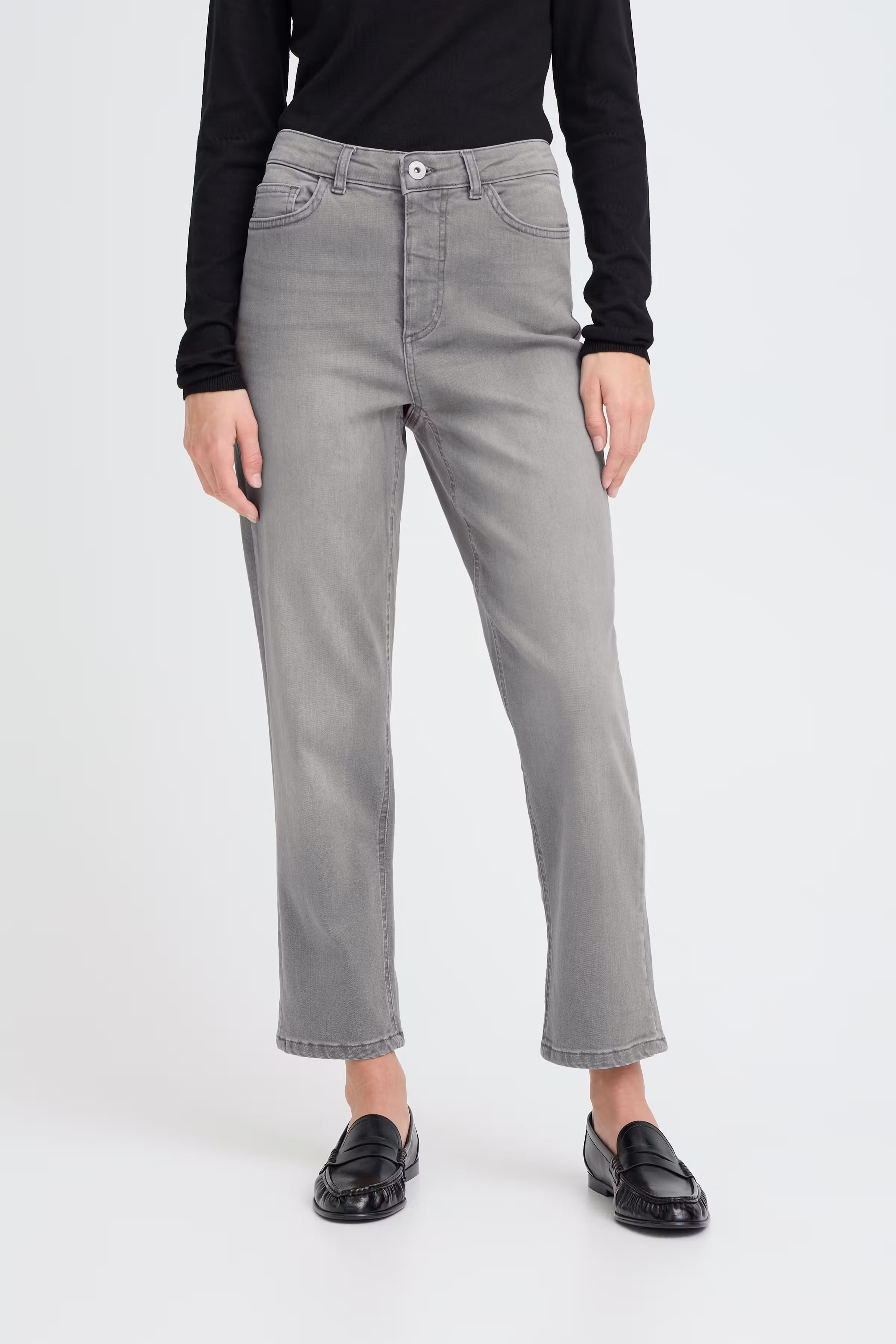 IHTWIGGY RAVEN Jeans LOOKBOOK FRONT 20110967-200344