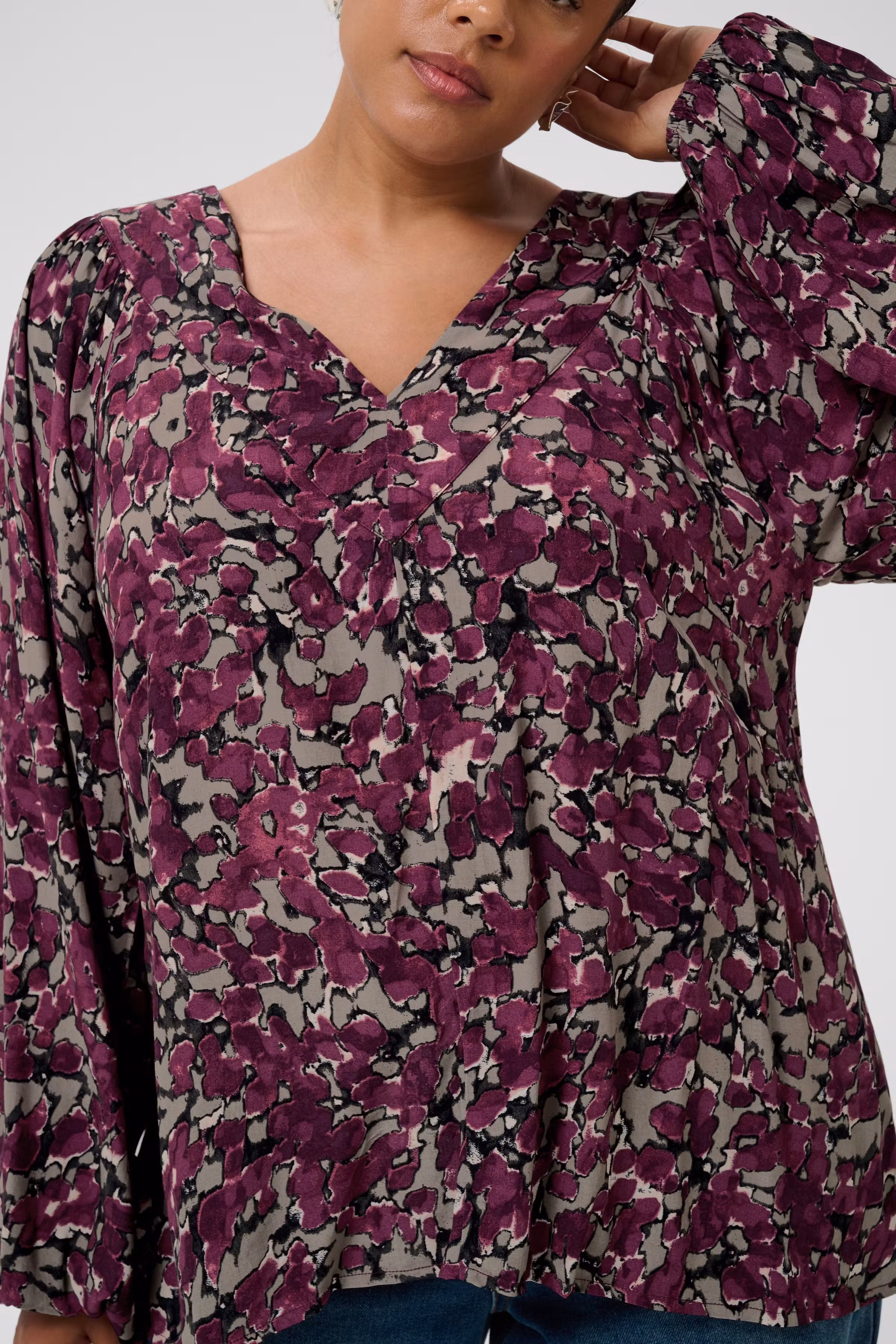 KCmaggie Blouse LOOKBOOK DETAIL 10584416-109785