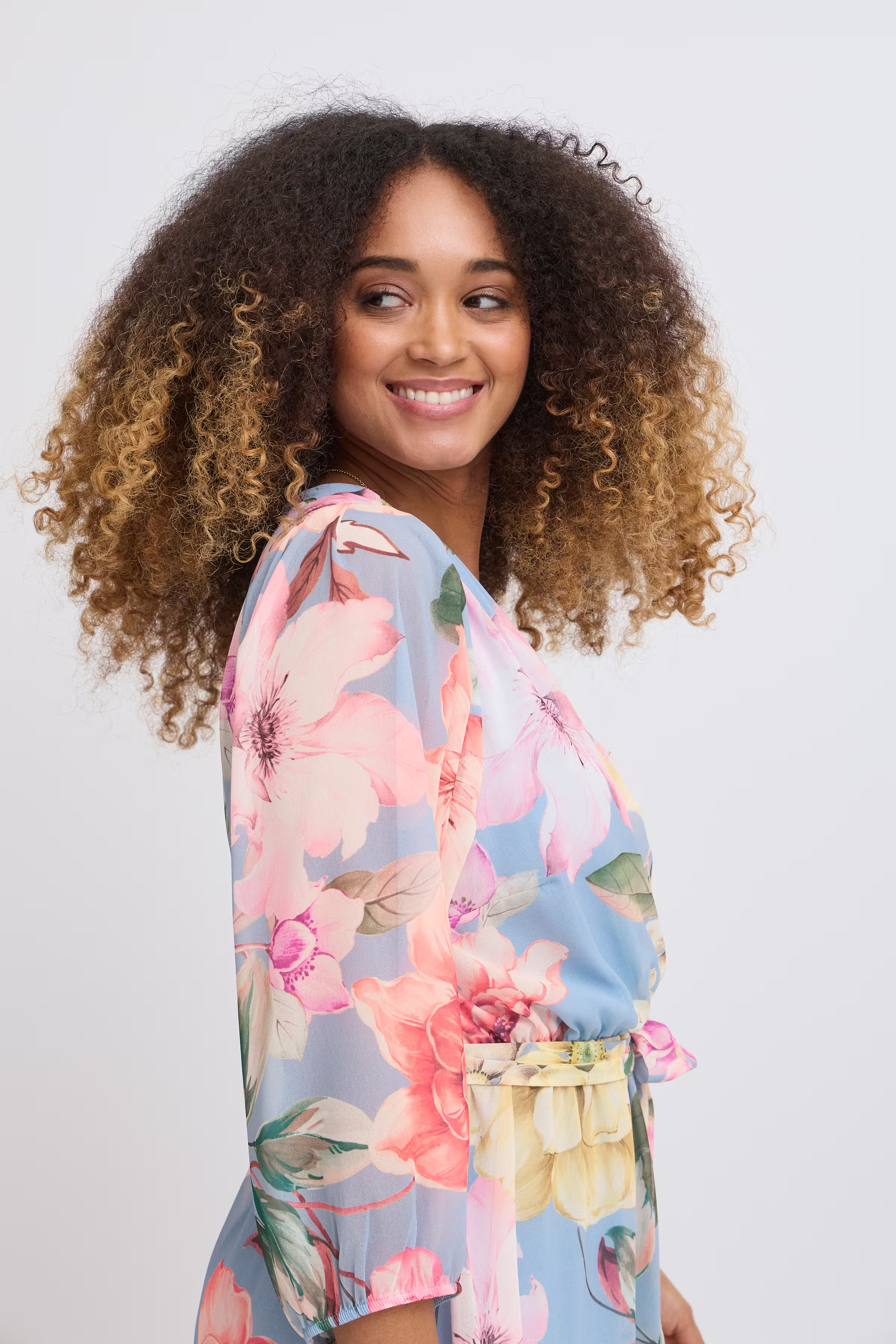 SBLENKE Kjole LOOKBOOK DETAIL 22100904-153915