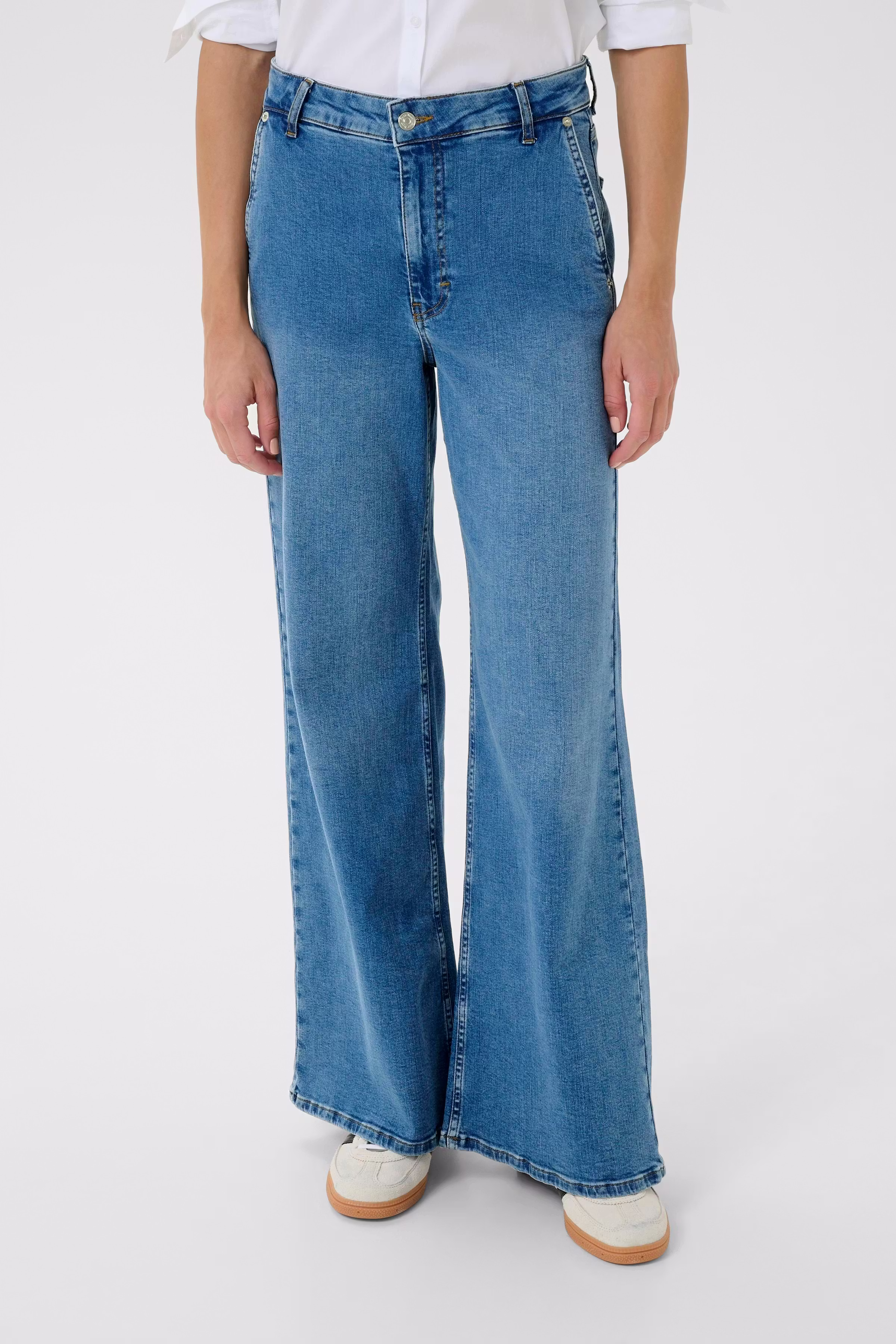 SafinaPW Jeans LOOKBOOK FRONT 30309942-300156