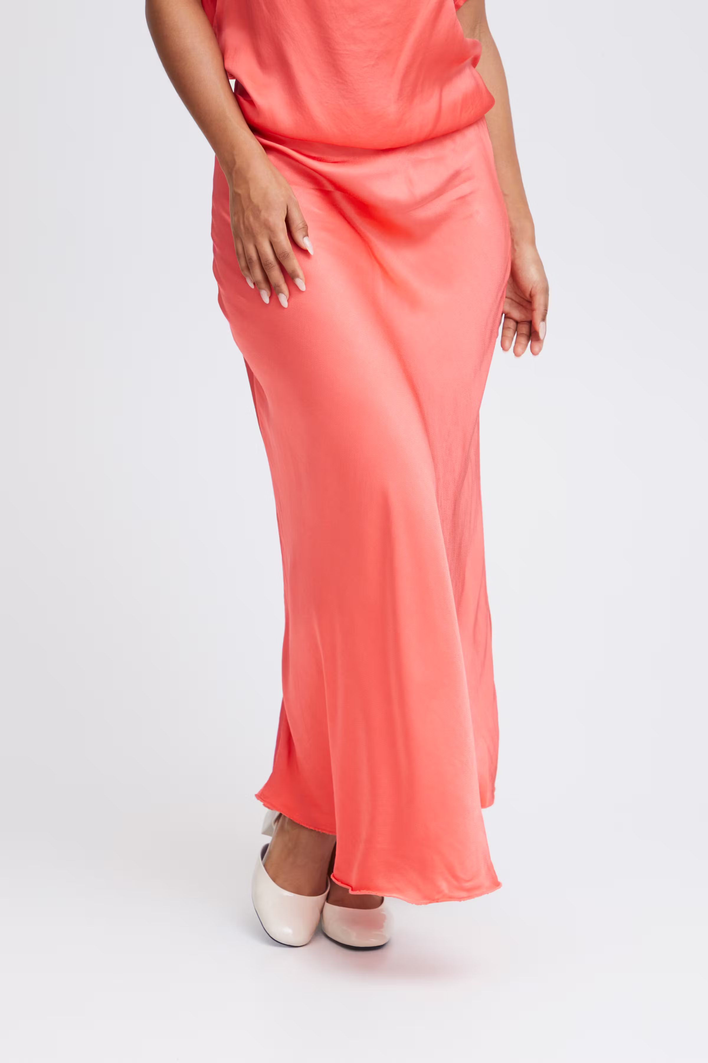 SBMAHNOOR Rock LOOKBOOK FRONT 22100497-171643