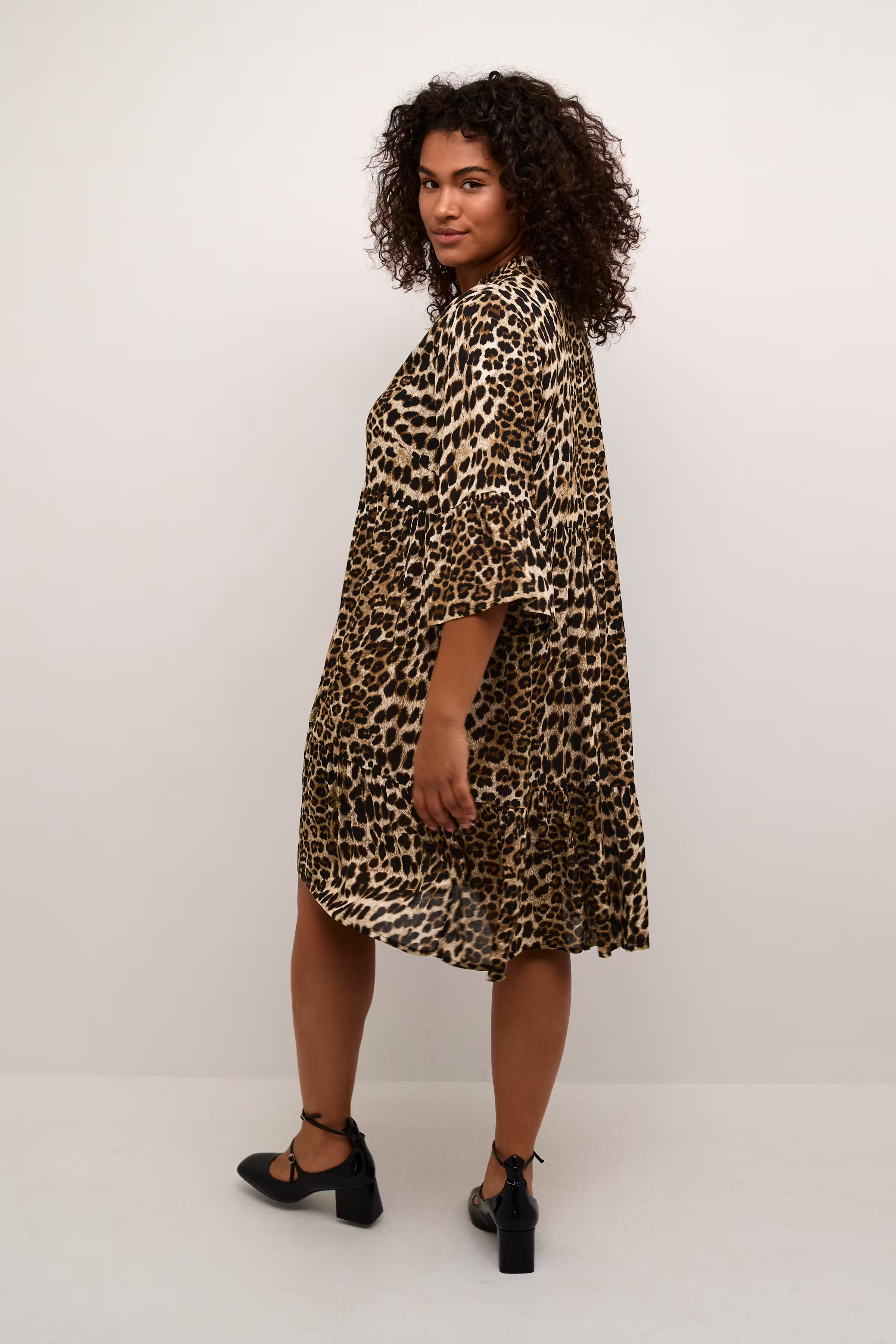 KCami Robe Léopard LOOKBOOK BACK 10582029-105798