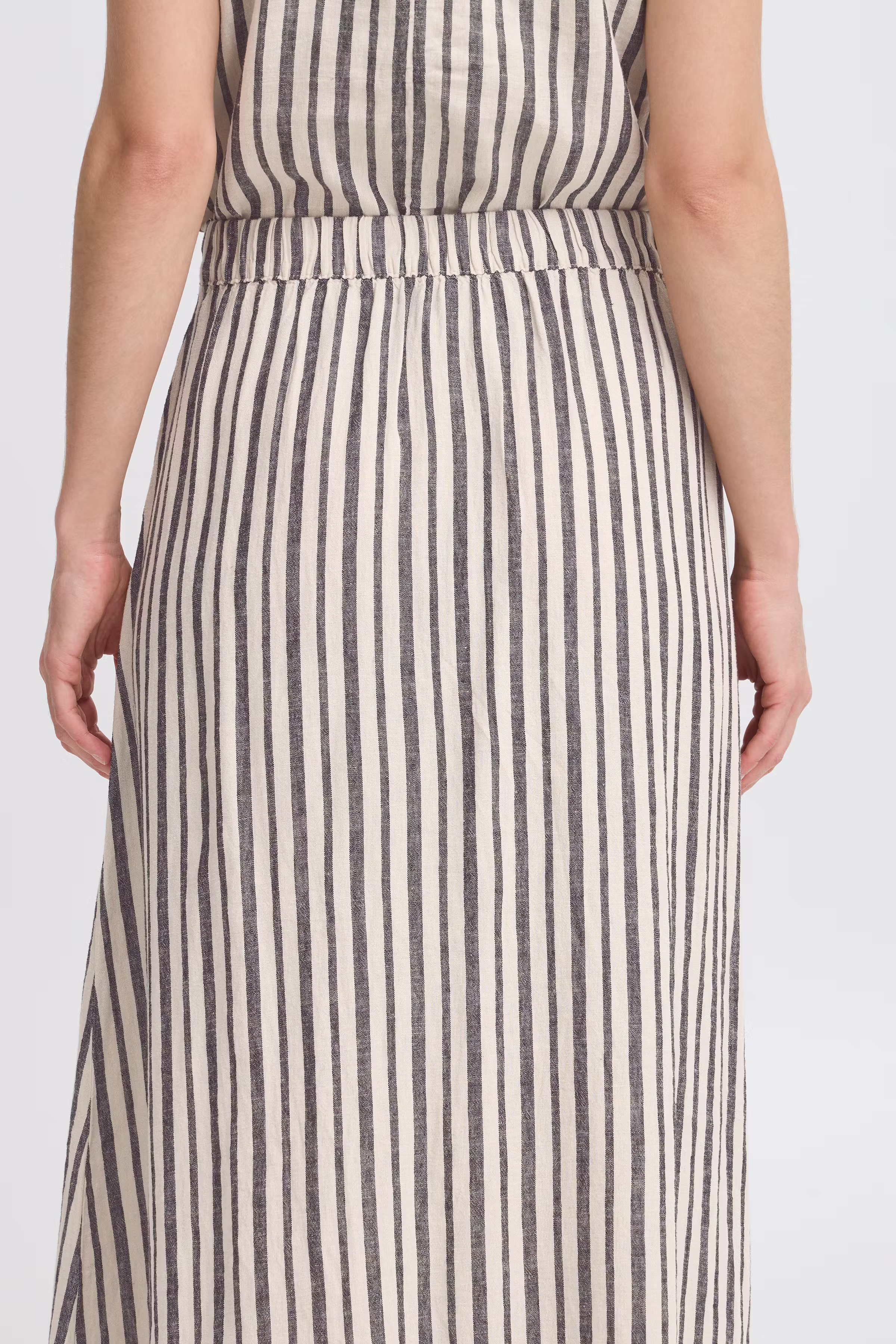 BYFALAKKA Skirt LOOKBOOK DETAIL 20816610-204794