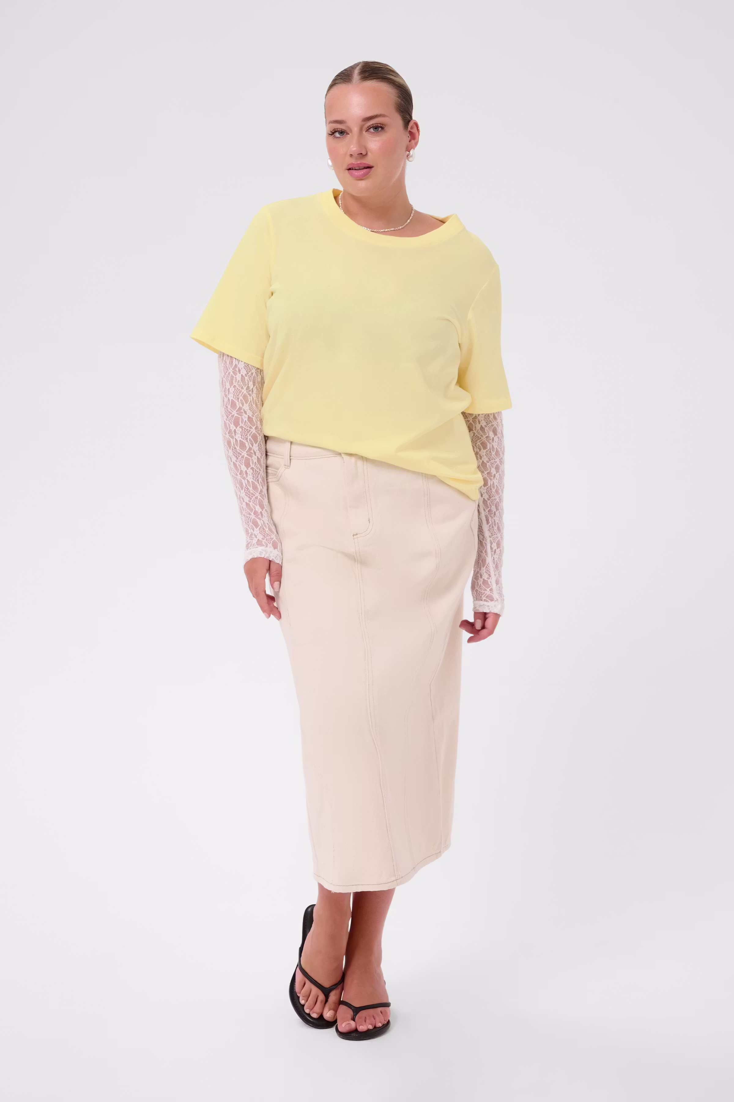 KCellina T-shirt LOOKBOOK DETAIL 10584926-110616