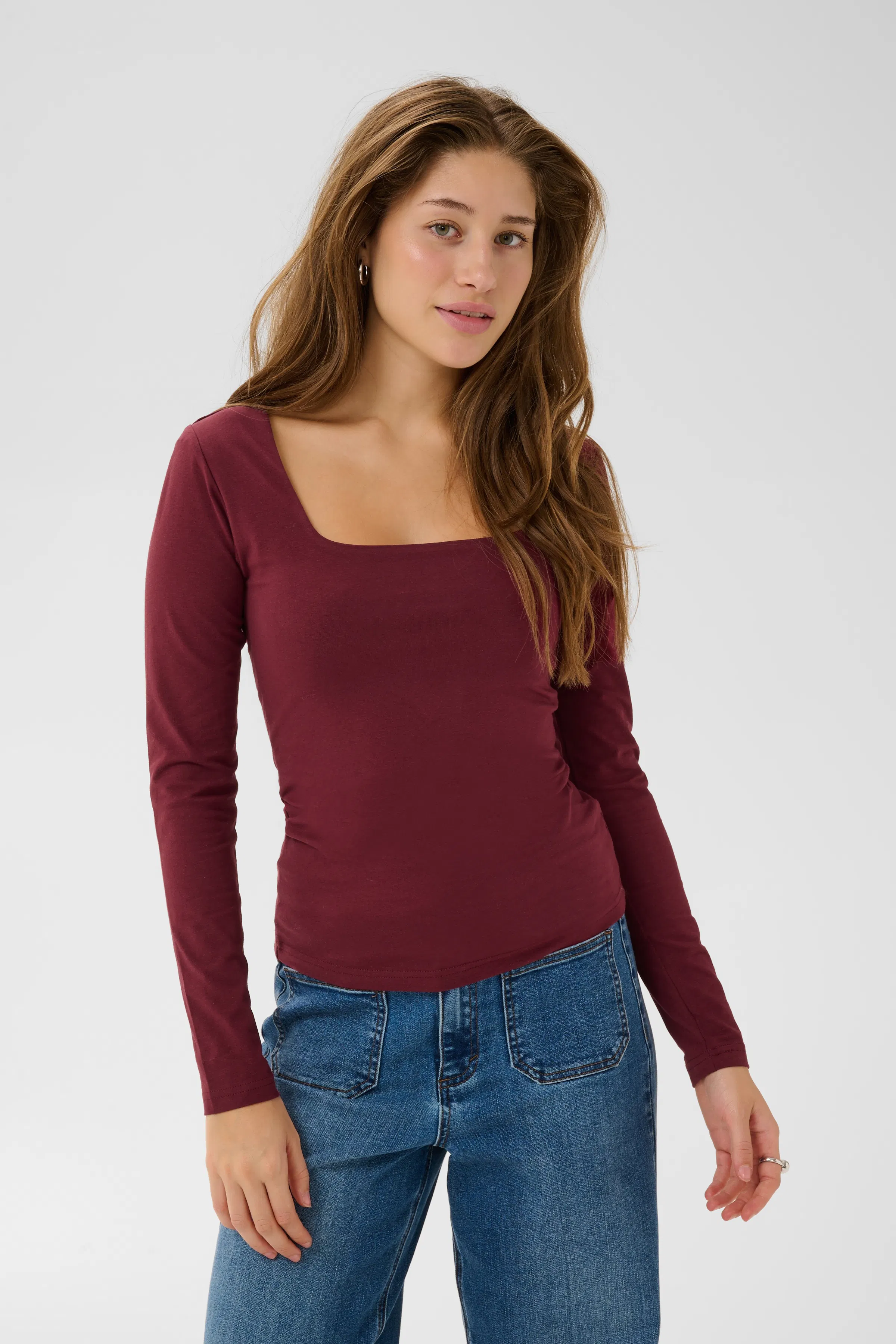 KAoleah T-shirt LOOKBOOK FRONT 10513261-191522